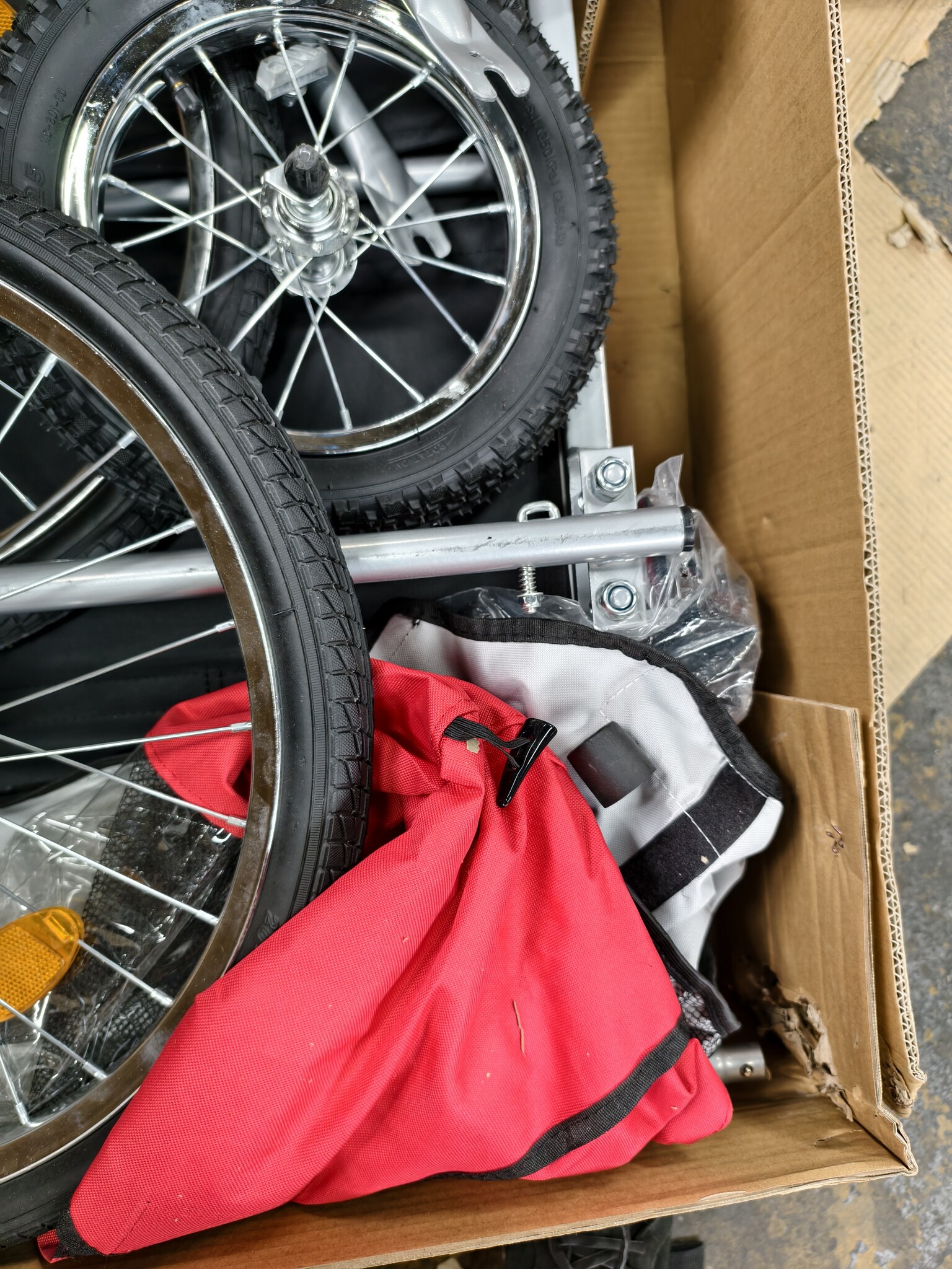 Fietskar Kind Rood met Schokbreker - 55% Korting!