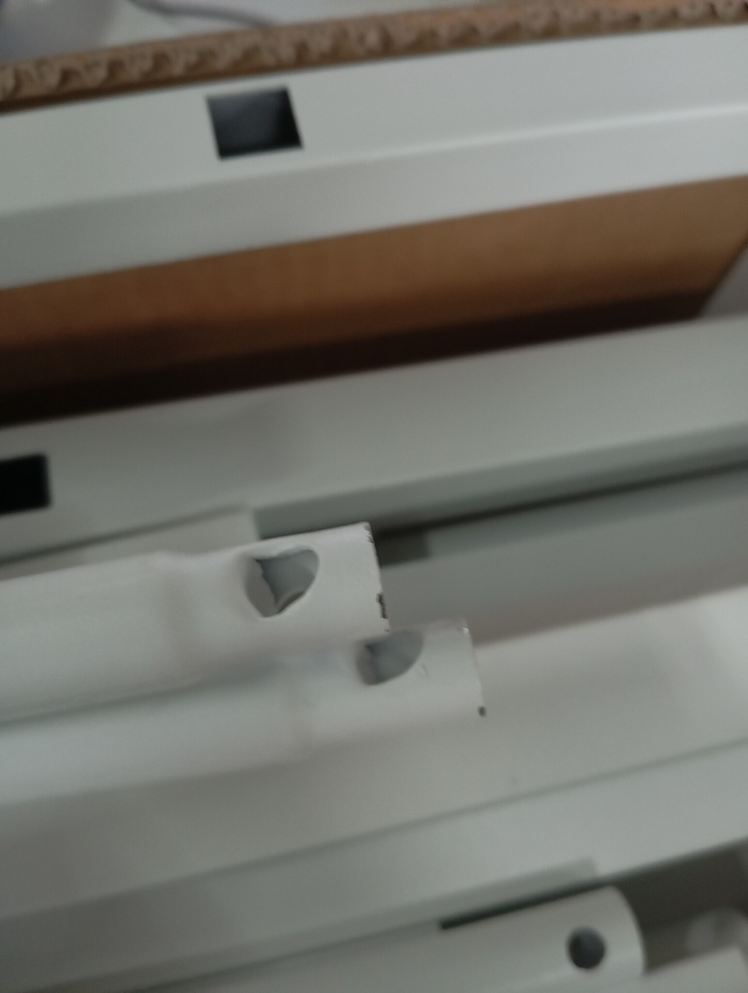 vidaXL Bedframe Wit 140x190cm - Licht Beschadigd - 55% Korting!