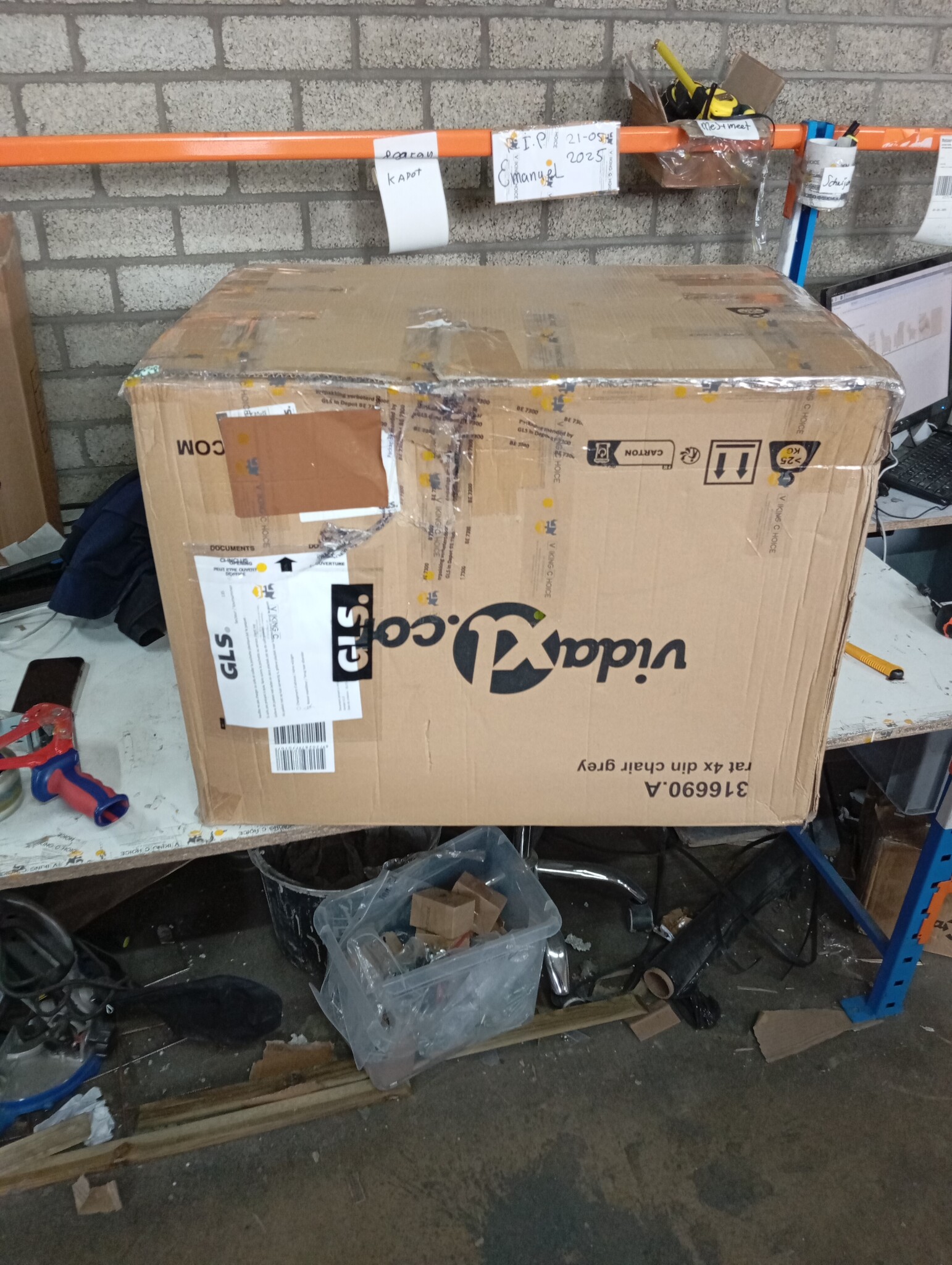 vidaXL Tuinstoelen 4 st grijs met kussens -55%!