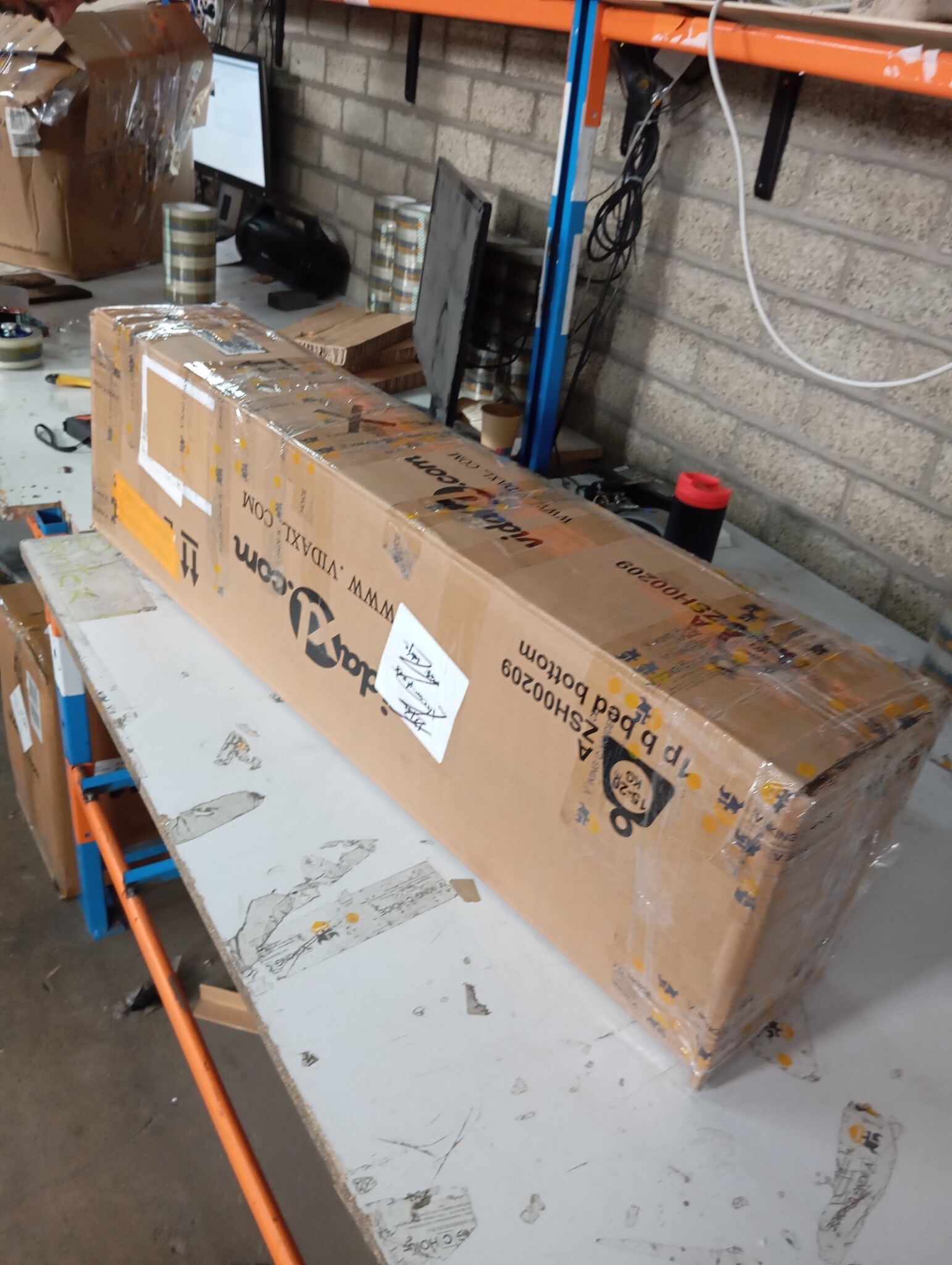 Grenen Bedframe 90x200 Zwart - 50% Korting! (Lichte Schade)