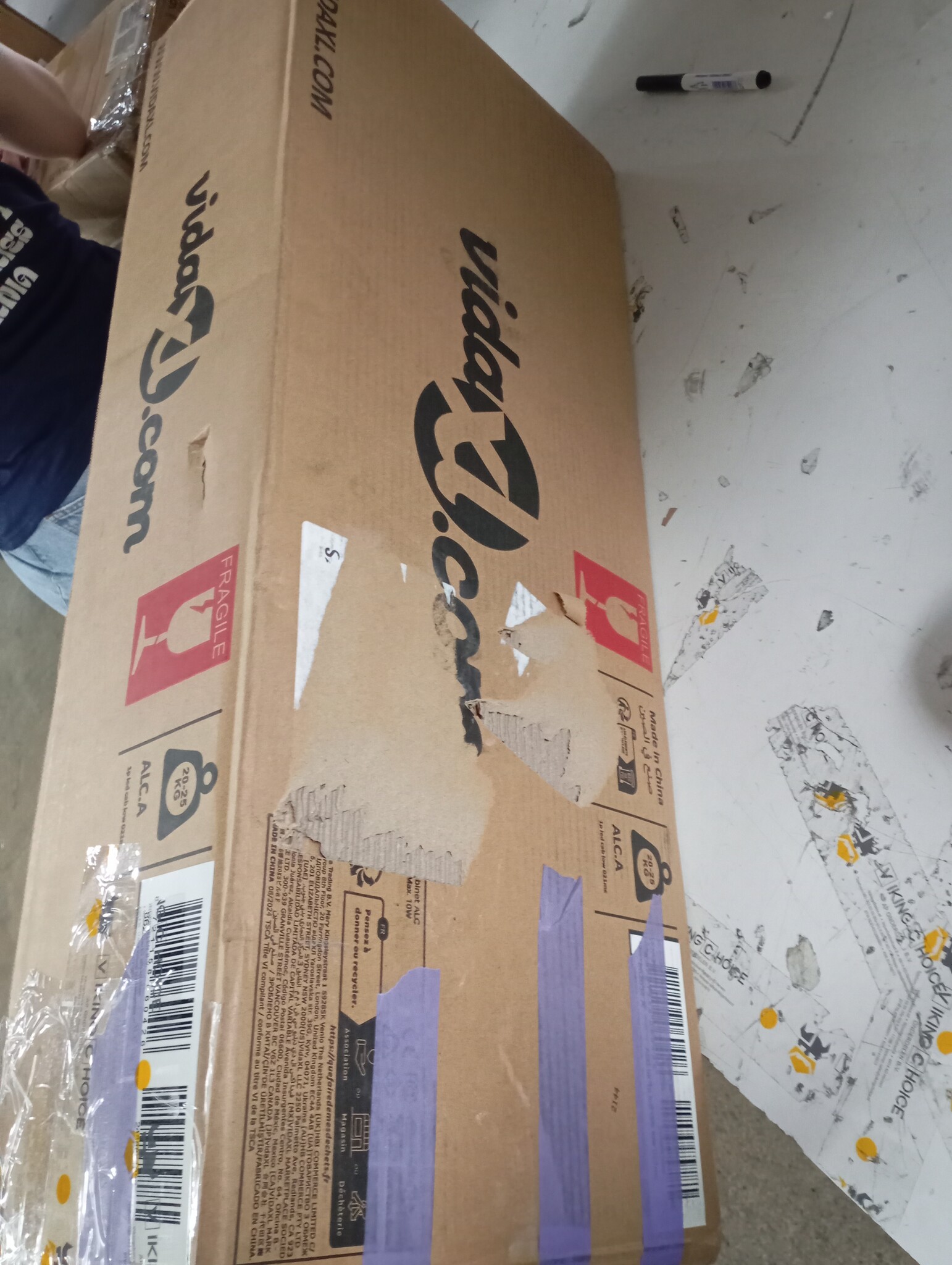TV-Meubel LED Zwart Eiken 120cm - 50% Korting! (Beschadigd)