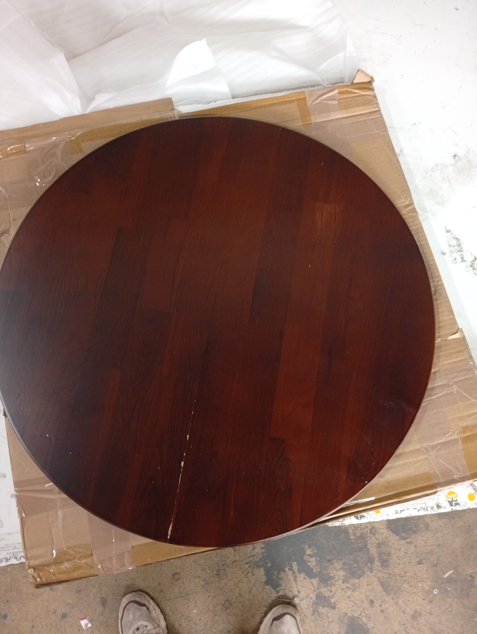Topdeal: Eiken Tafelblad Ø60cm Donkerbruin -55%! Krasjes