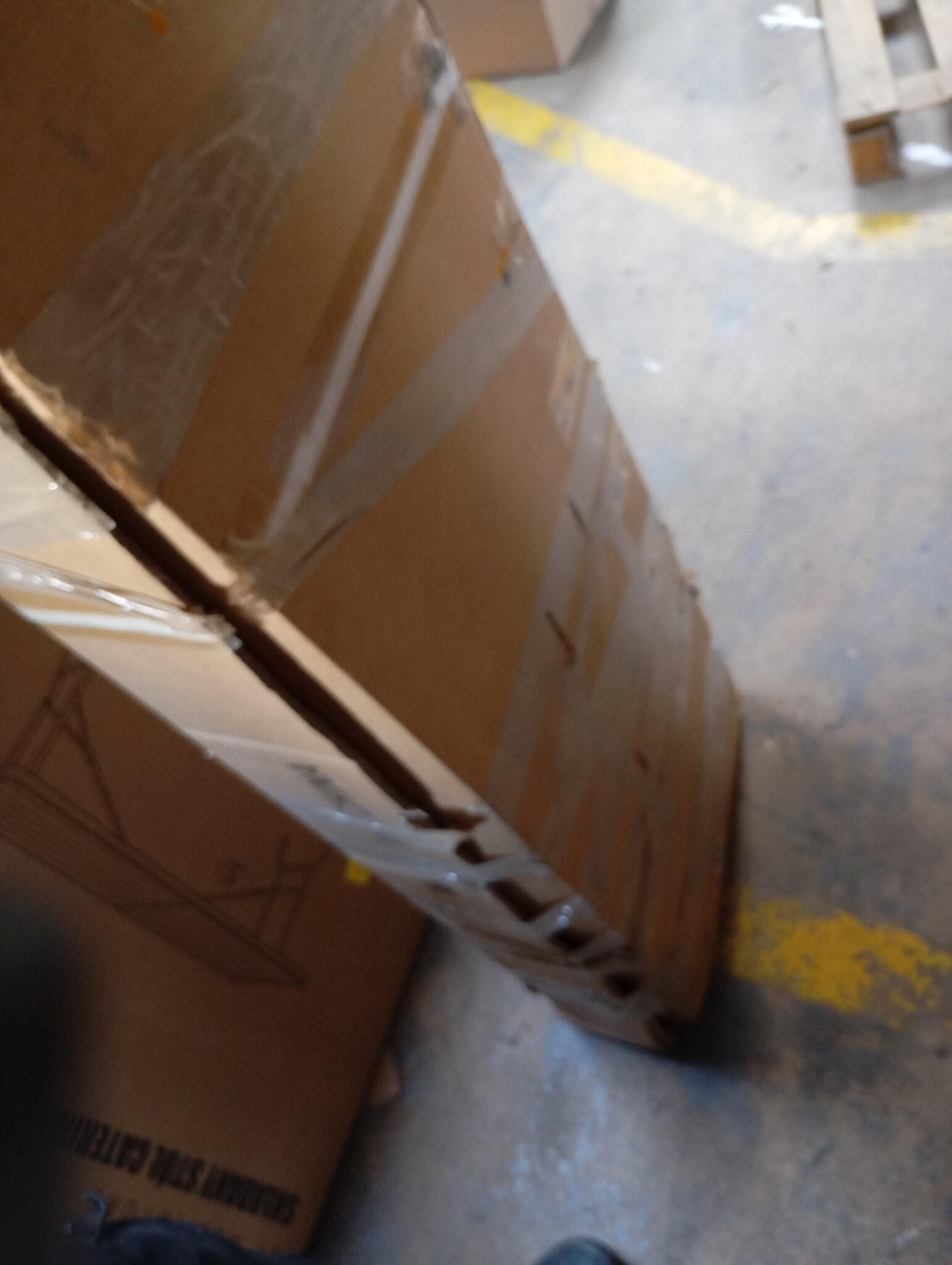 Halterbank - Multifunctioneel - 60% Korting! (Krassen/Scheuren)