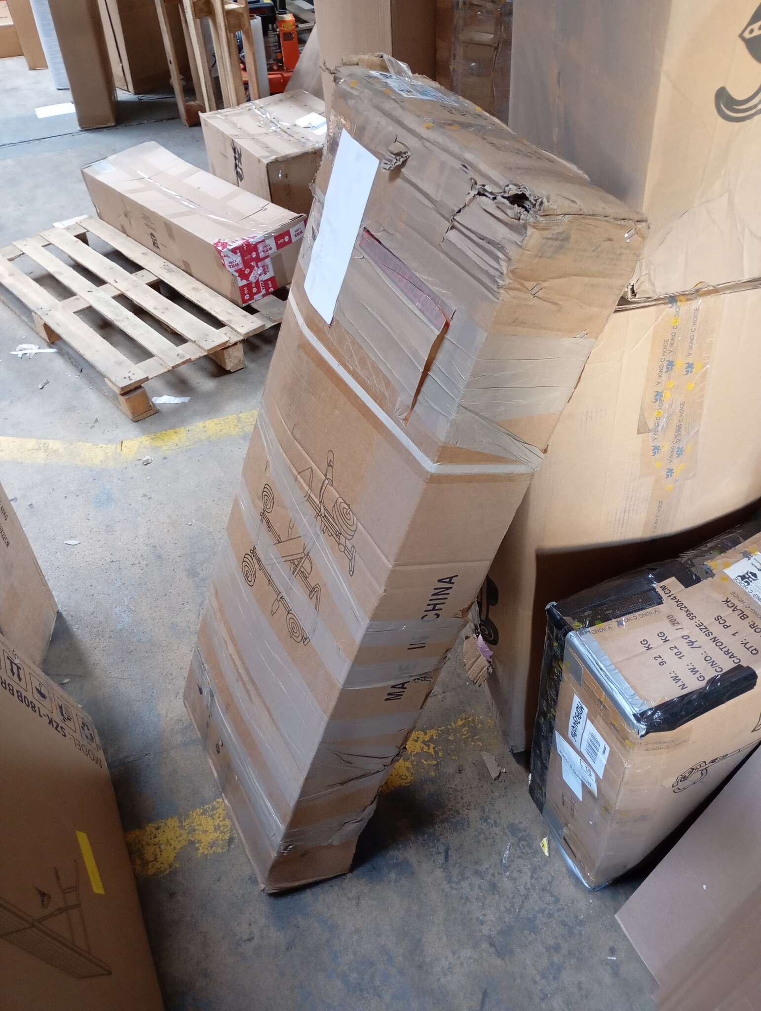 Halterbank - Multifunctioneel - 60% Korting! (Krassen/Scheuren)