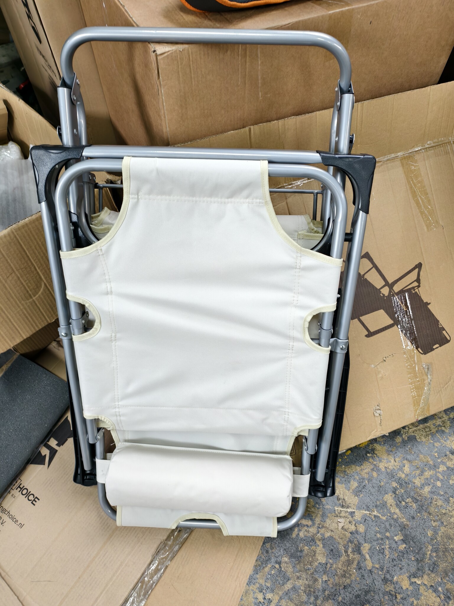 2-in-1 Tuinstoel/Ligstoel Beige - 55% Korting! (Opvouwbaar)