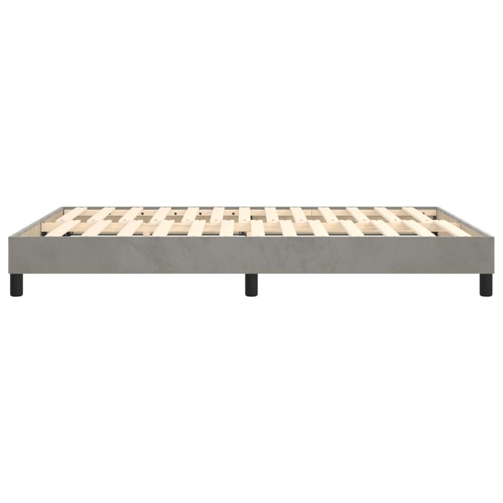 Lichtgrijs Fluweel Bed 140x200cm -35%! Zo Goed Als Nieuw!