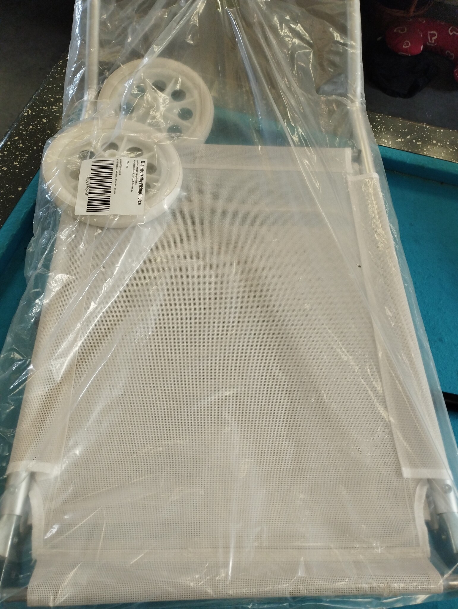 Ligbed Beige met Luifel & Wielen - Inklapbaar - 45% Korting!