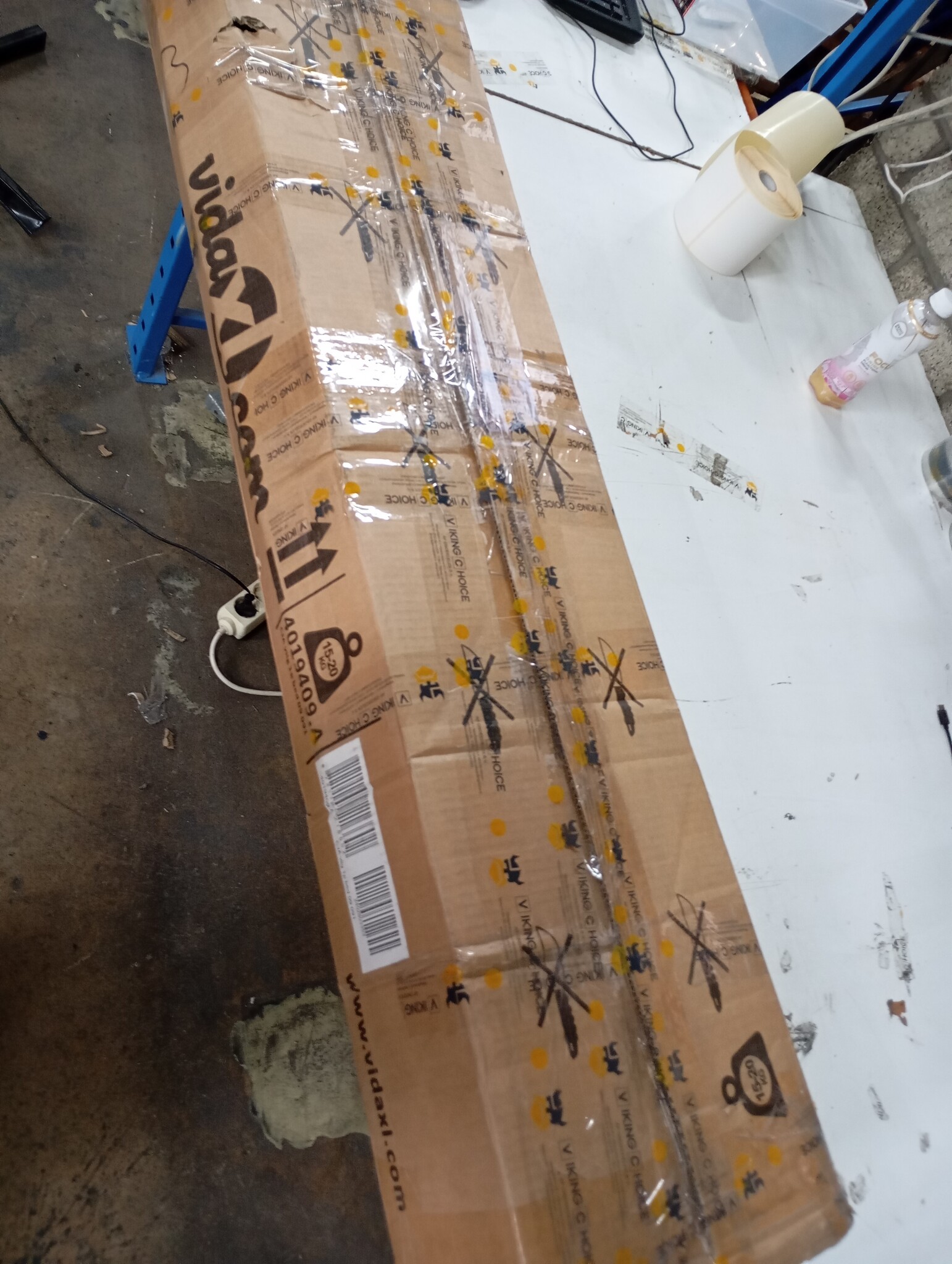 vidaXL Bedframe 90x190 Lichtgrijs Fluweel - Retourdeal!