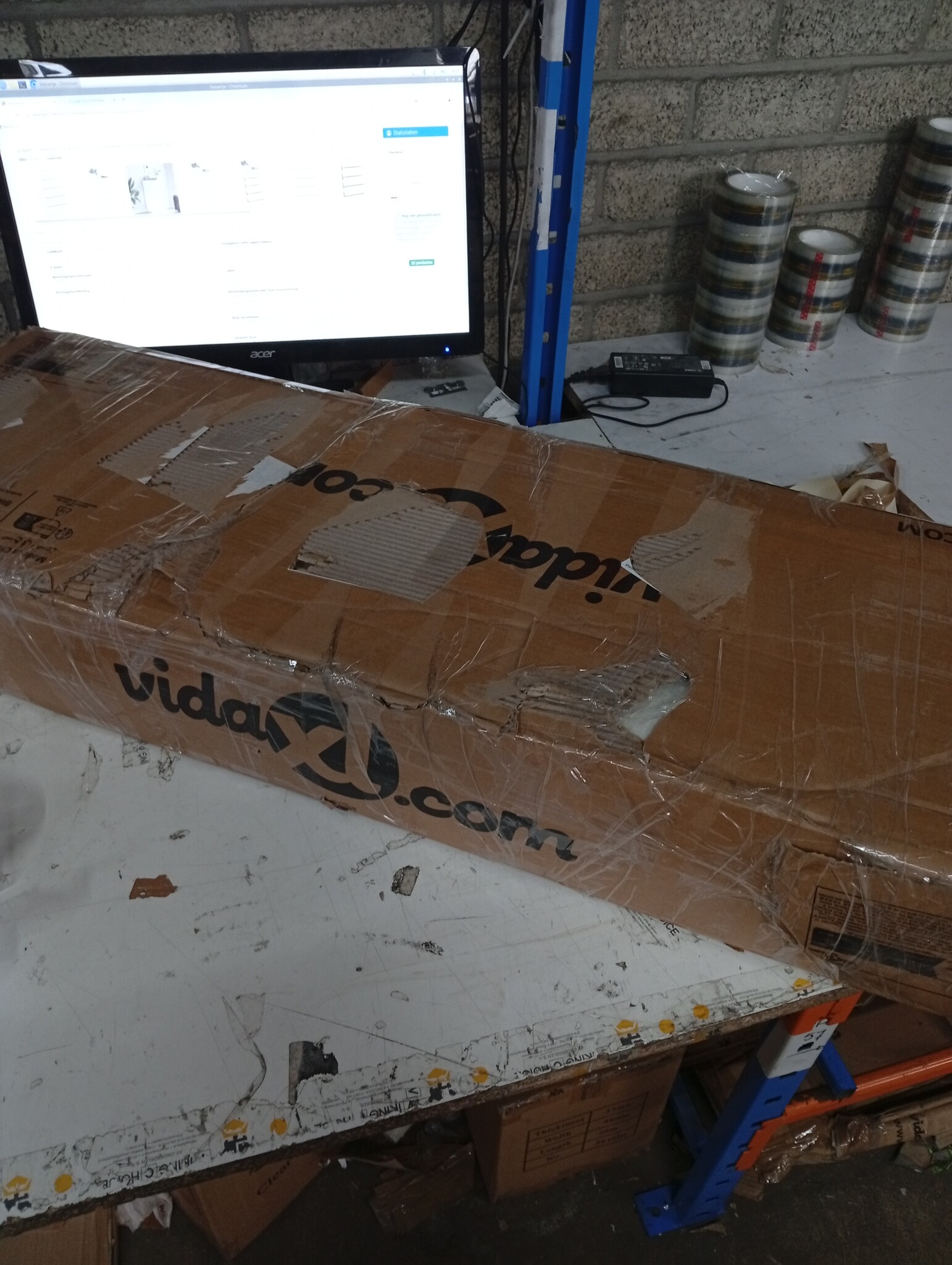 Werkbank Grenenhout Zwart 142cm - 55% Korting! (Beschadigd)