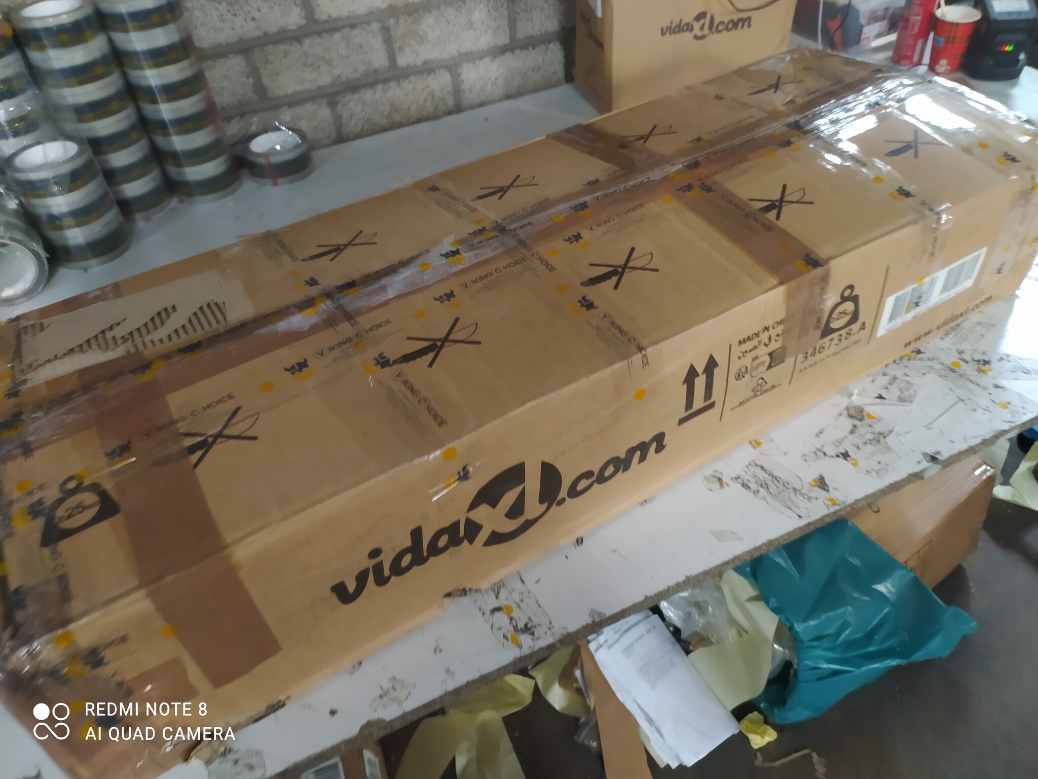 Bedframe 180x200 Zwart - Stof, ZONDER Matras - 55% Korting!