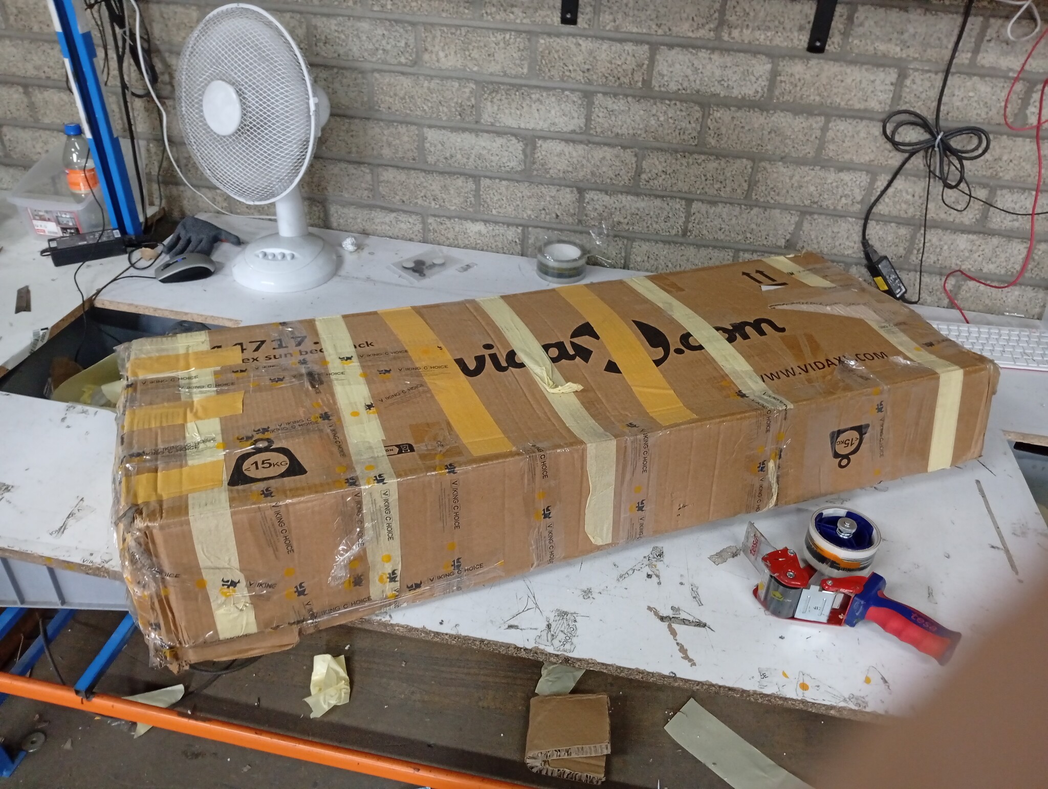 VidaXL Ligbed Zwart - 55% Korting! Lichte Gebruikssporen