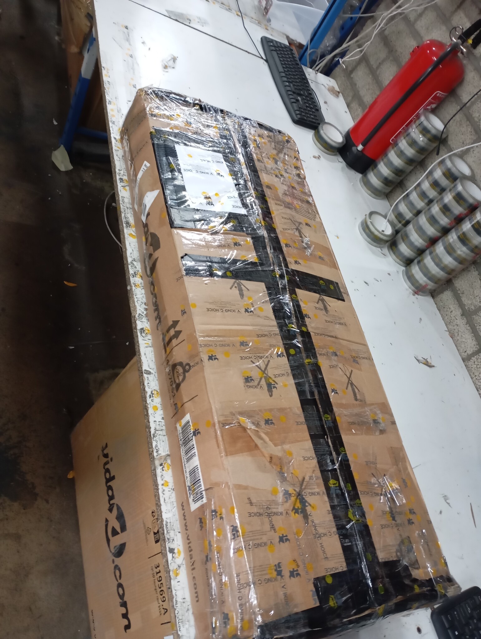 vidaXL Bedframe 200x200 Zwart - 40% Korting!