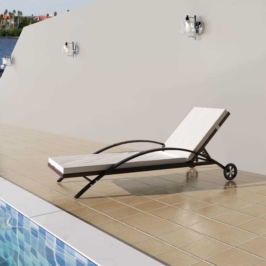 VidaXL Ligbed Bruin Rattan met Kussen & Wielen - 40% Korting!