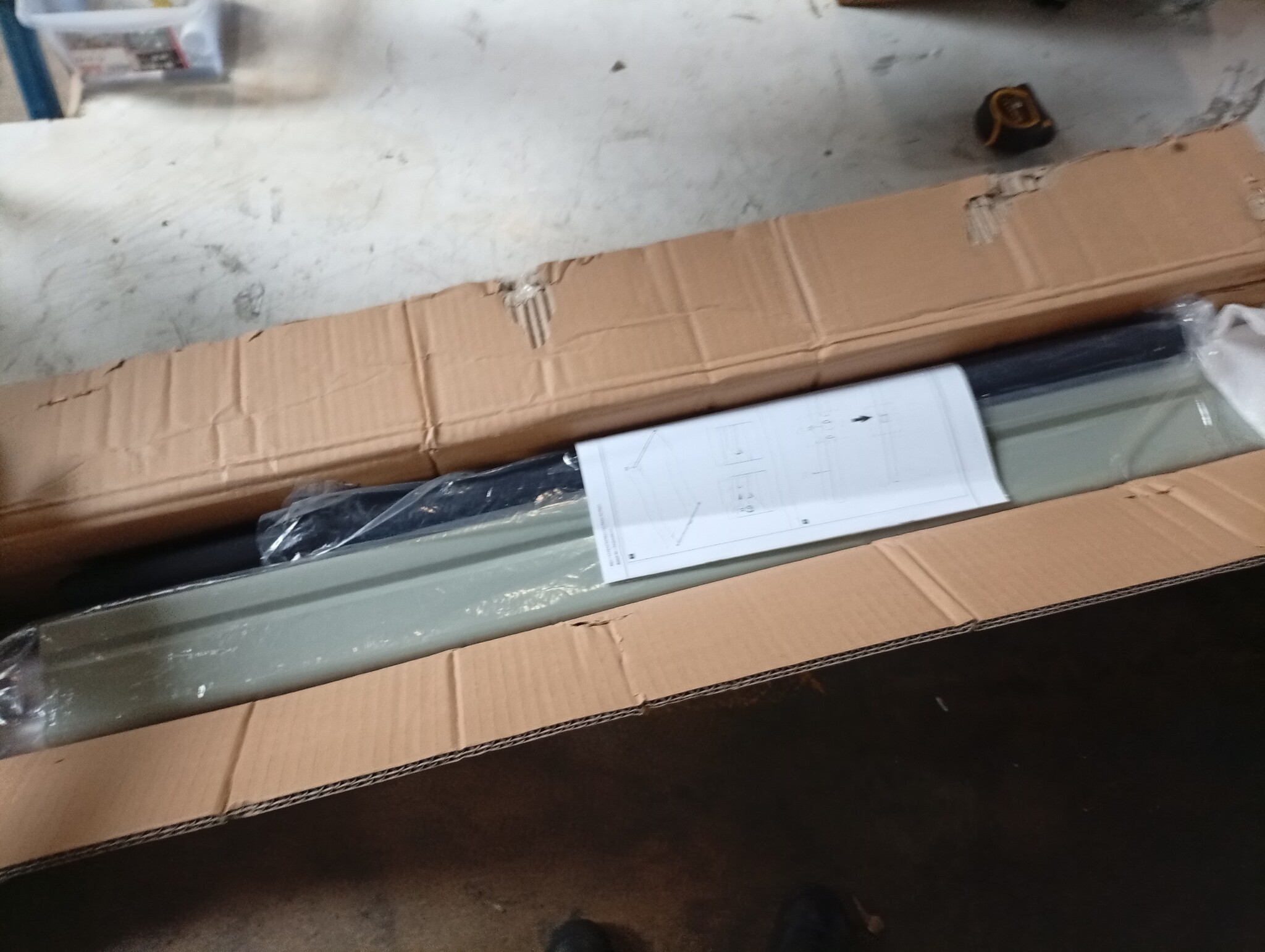 vidaXL Uittrekbaar Tuinscherm 170x300 Zwart - 40% Korting!