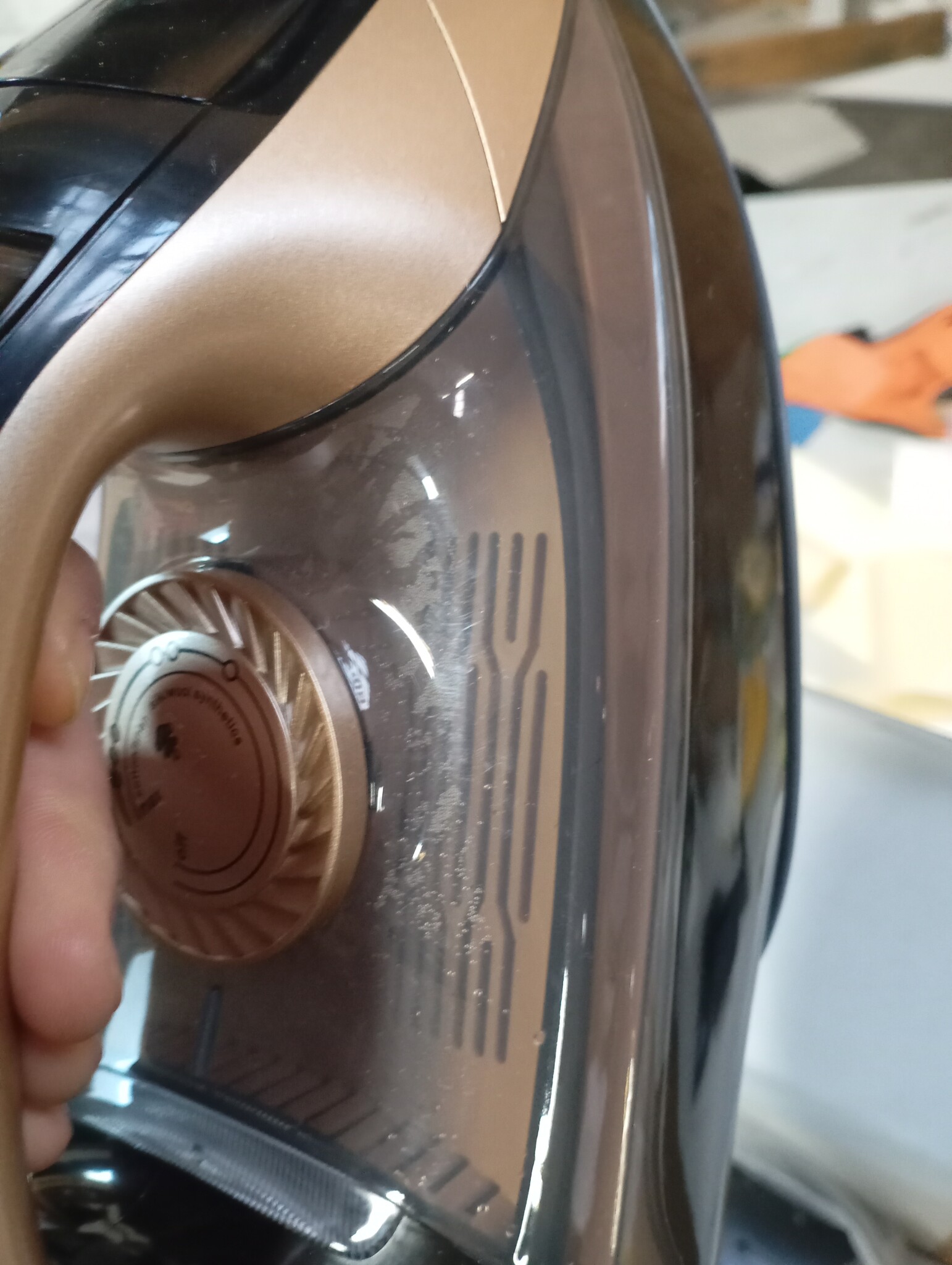 Eldom Draadloos Stoomstrijkijzer - 2800W - 50% Korting!