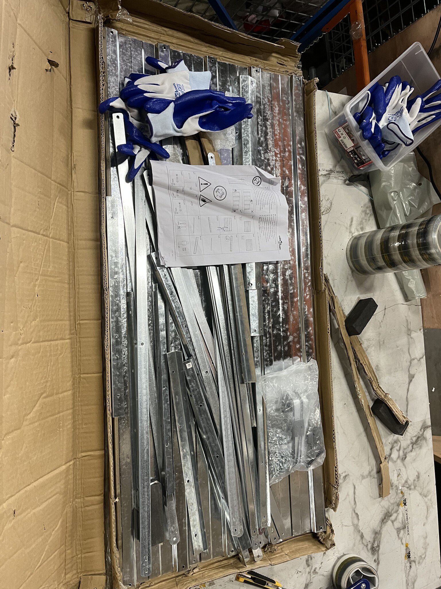 vidaXL Plantenbak verhoogd 600x80x45 cm gegalvaniseerd staal zilver