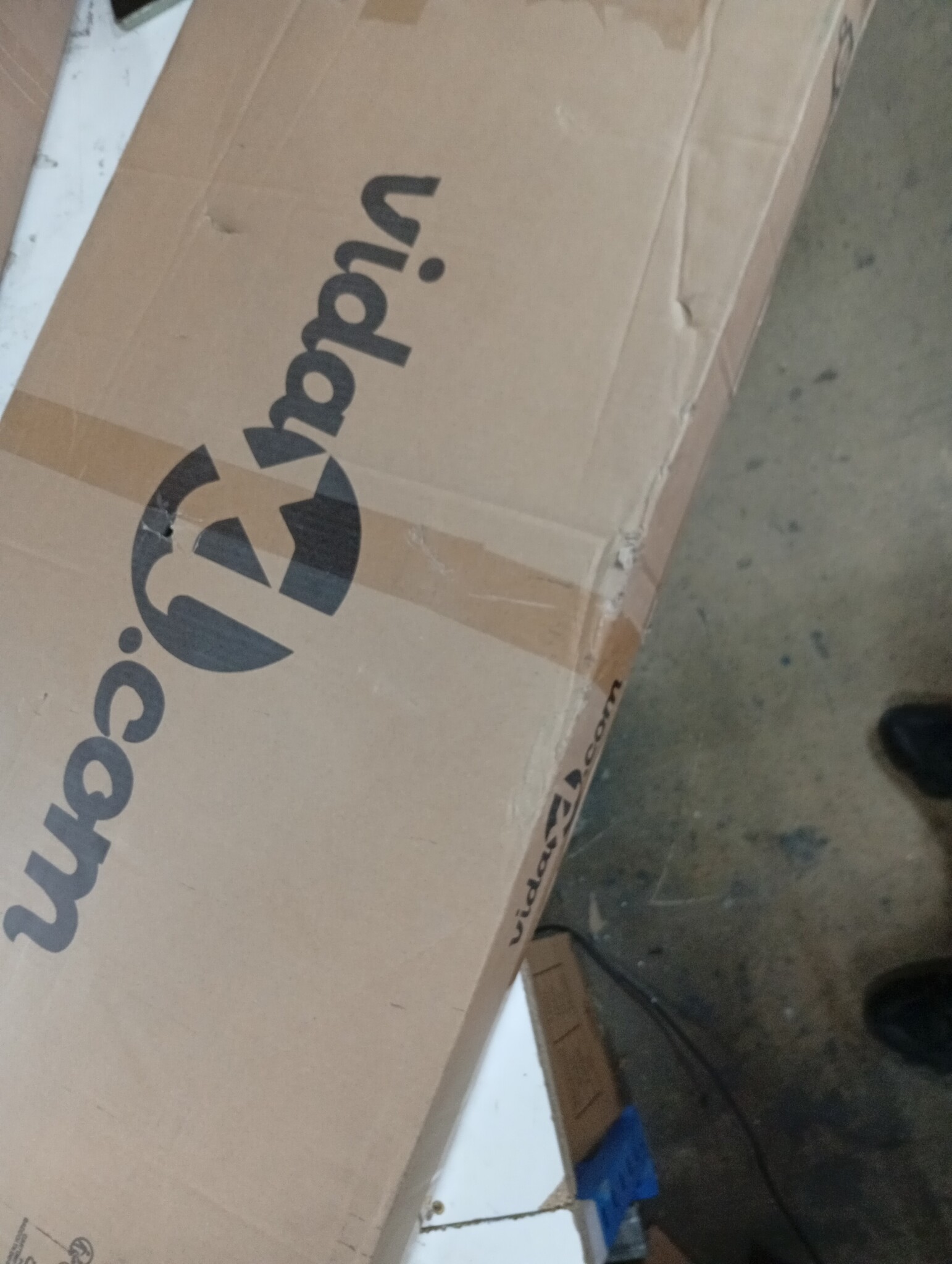vidaXL Tuinbox 129x67x65 cm grijs