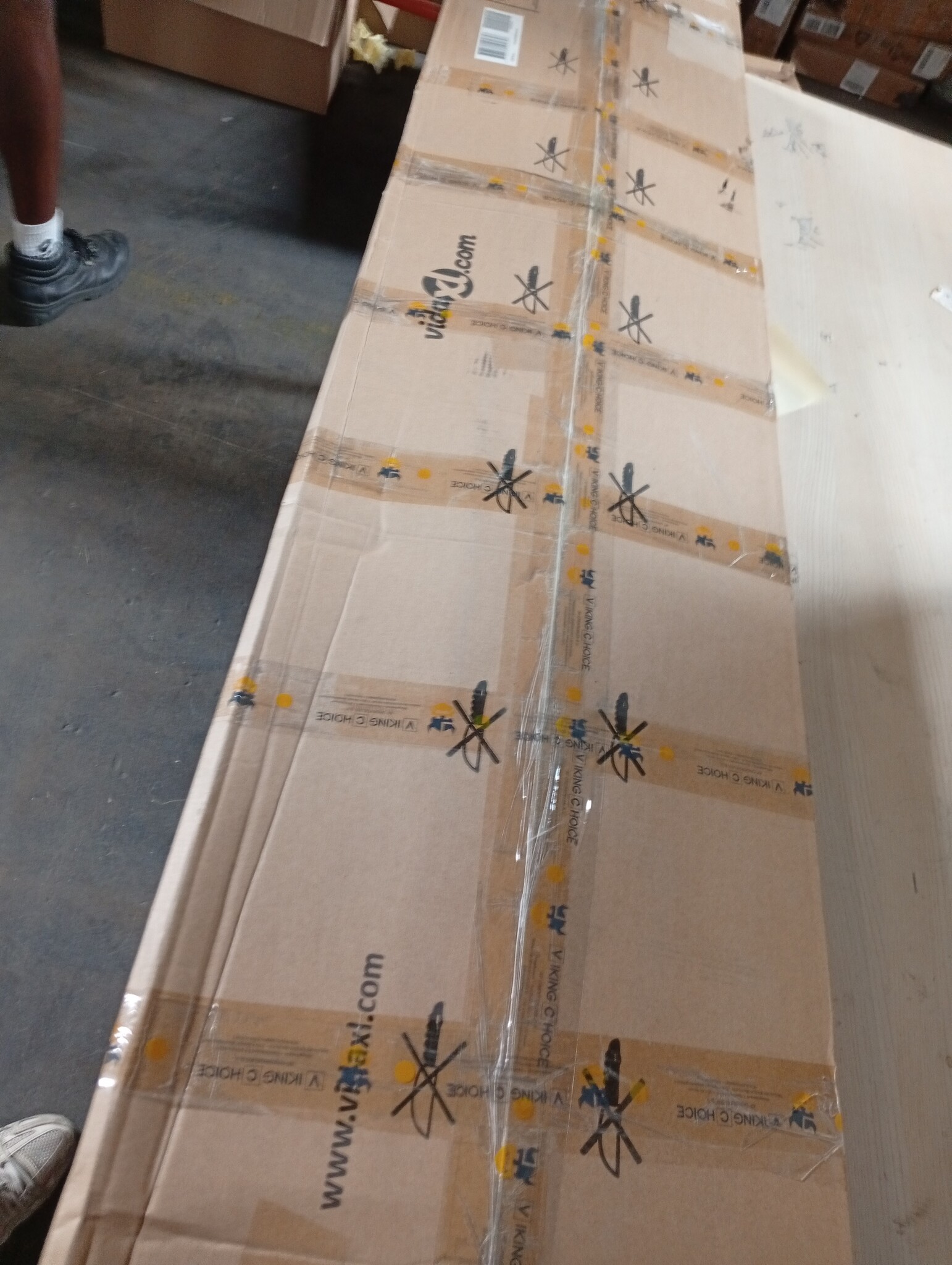 vidaXL Kledingkast stof en grenenhout 110x40x170 cm