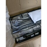 ModernHome Kledingrek met Planken - Kleine Krasjes!