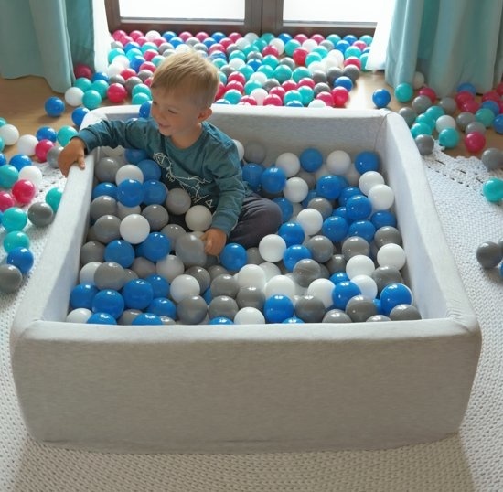Ballenbak 90x90 + 150 ballen - Wit/Roze/Grijs - 40% Korting!