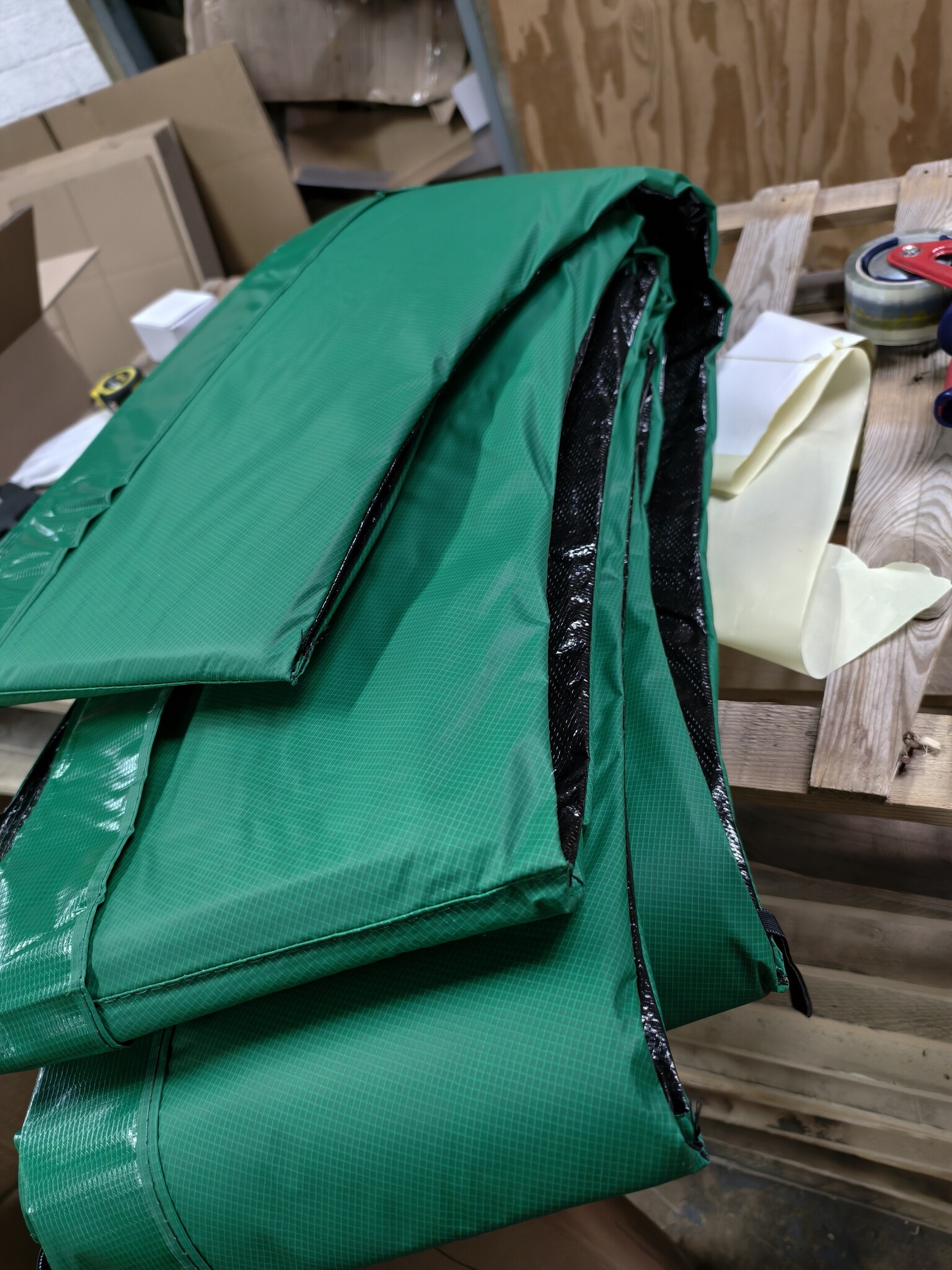 Trampoline Rand 305cm Groen - 40% Korting! Zo Goed Als Nieuw