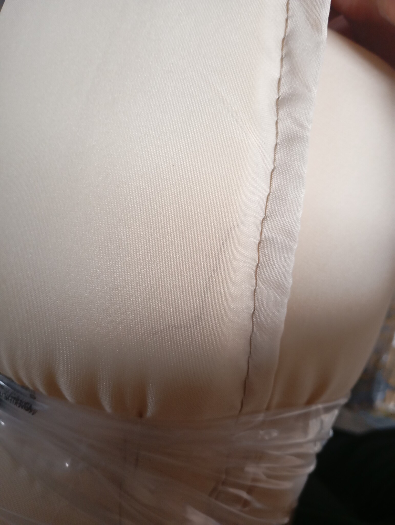 Ligbedkussen Beige 186cm - 70% Korting! (Krasje)