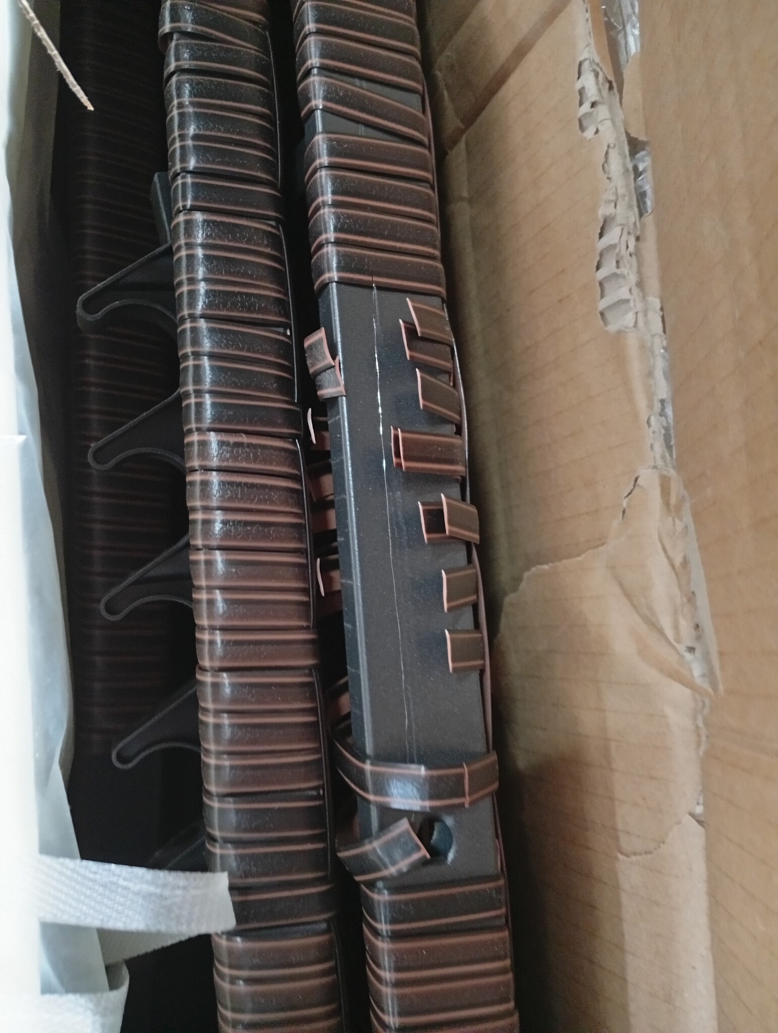 vidaXL Ligbedden + Tafel Bruin - 76% Korting! (Beschadigd)