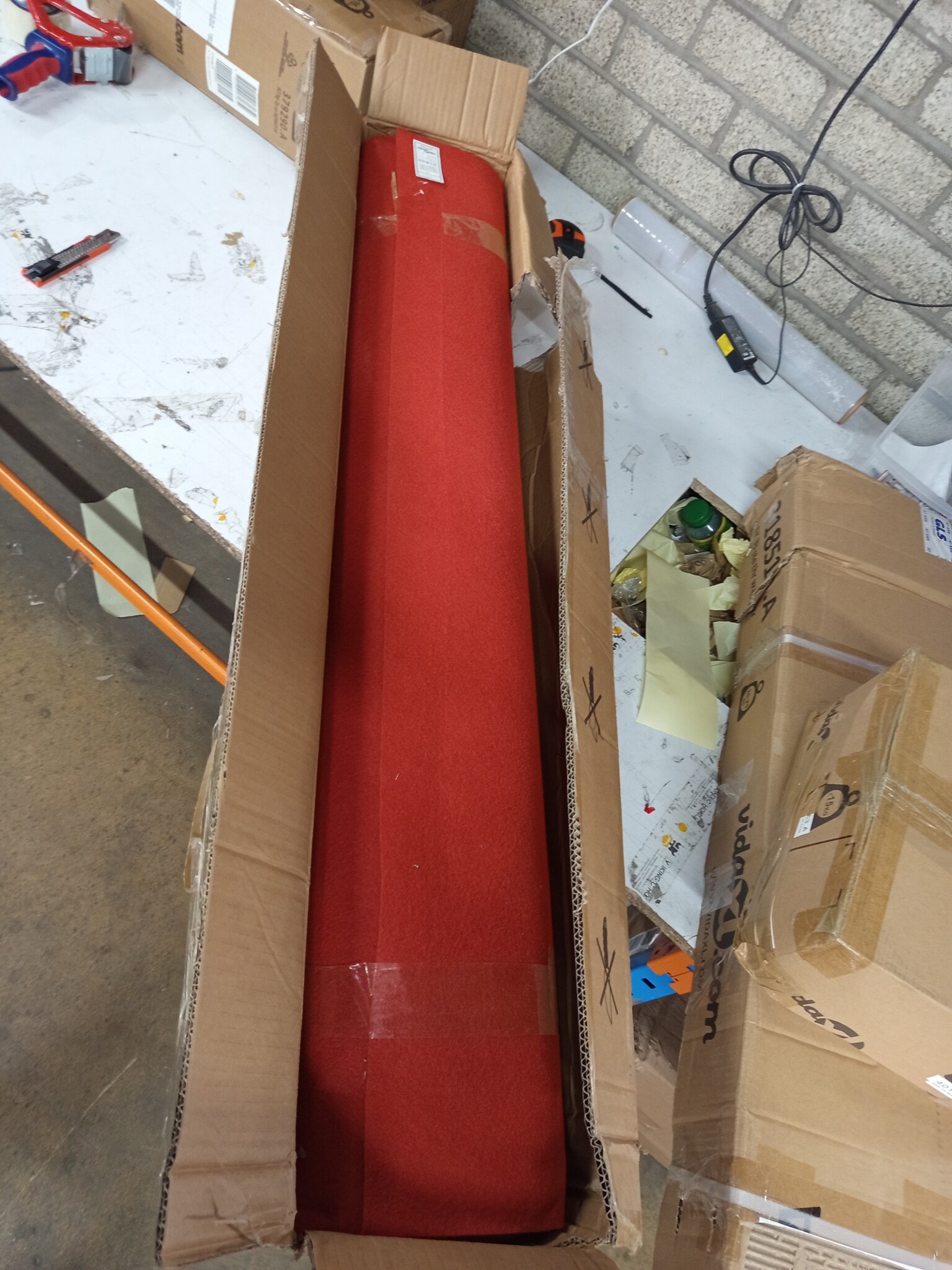 VidaXL Rood Tapijt 1,2x12m (Beschadigd) - 60% Korting!