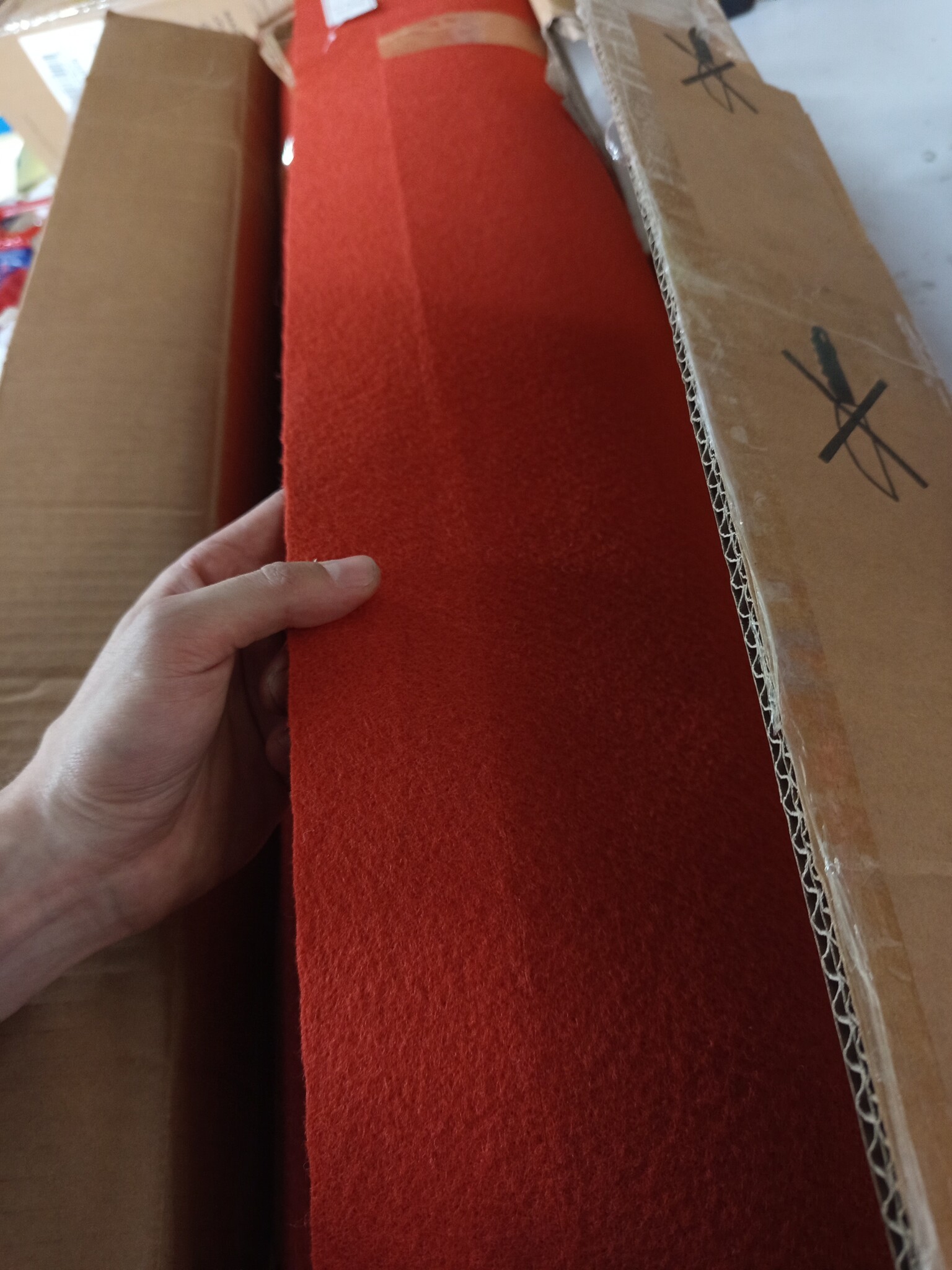 VidaXL Rood Tapijt 1,2x12m (Beschadigd) - 60% Korting!