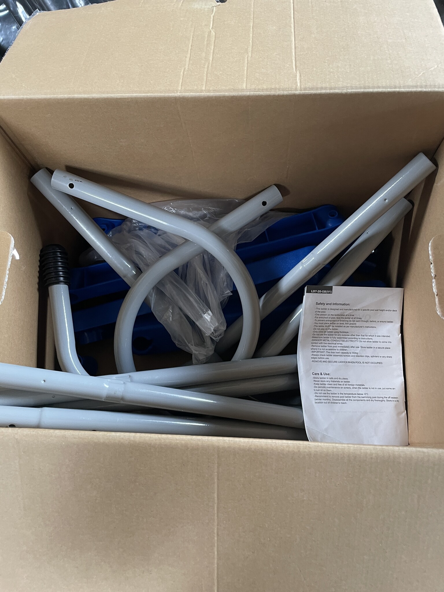 Zwembadladder 84cm - 60% Korting! (Krasje)