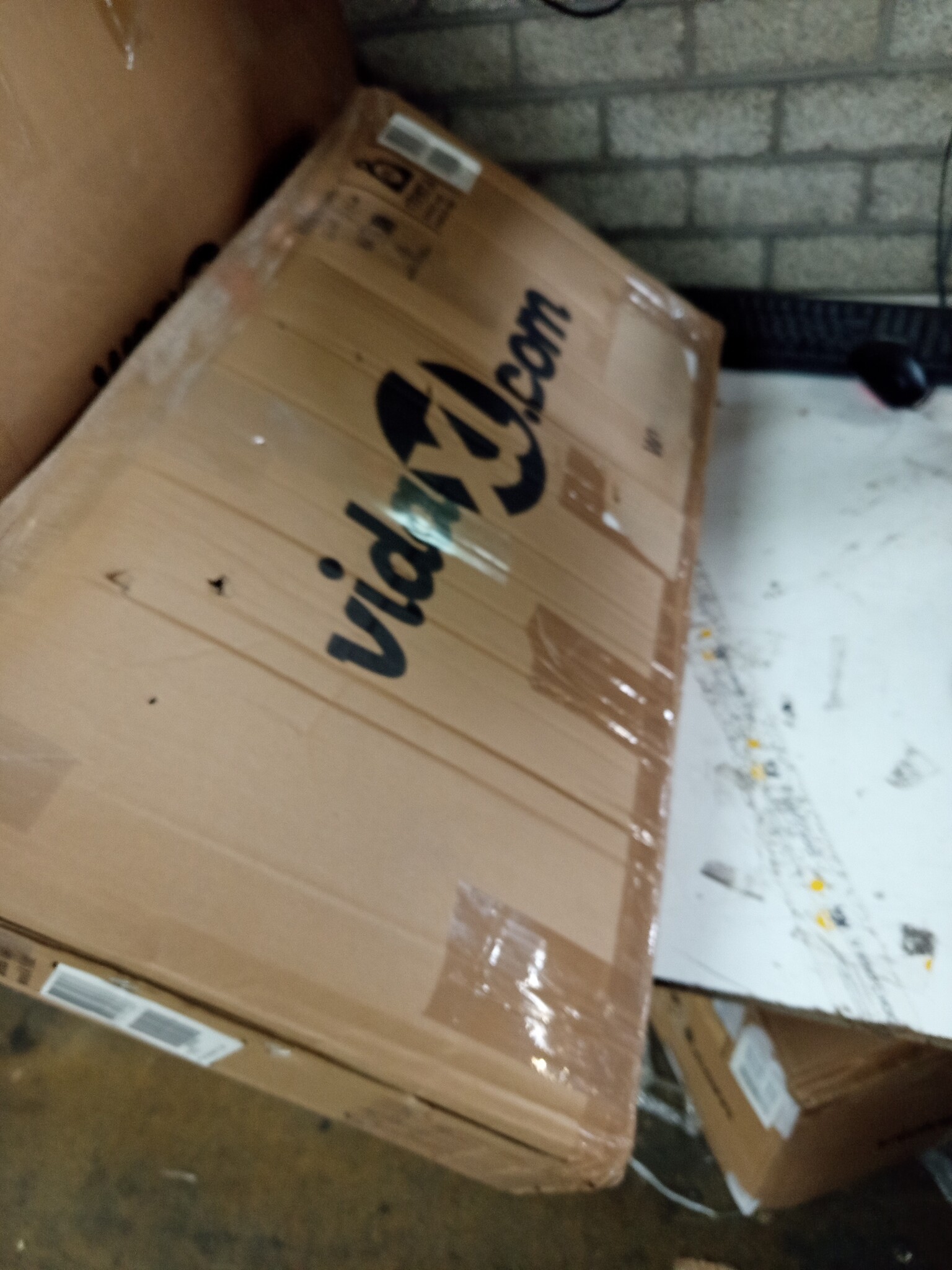 Konijnenhok Buiten Hout - 60% Korting! (Lichte Schade)