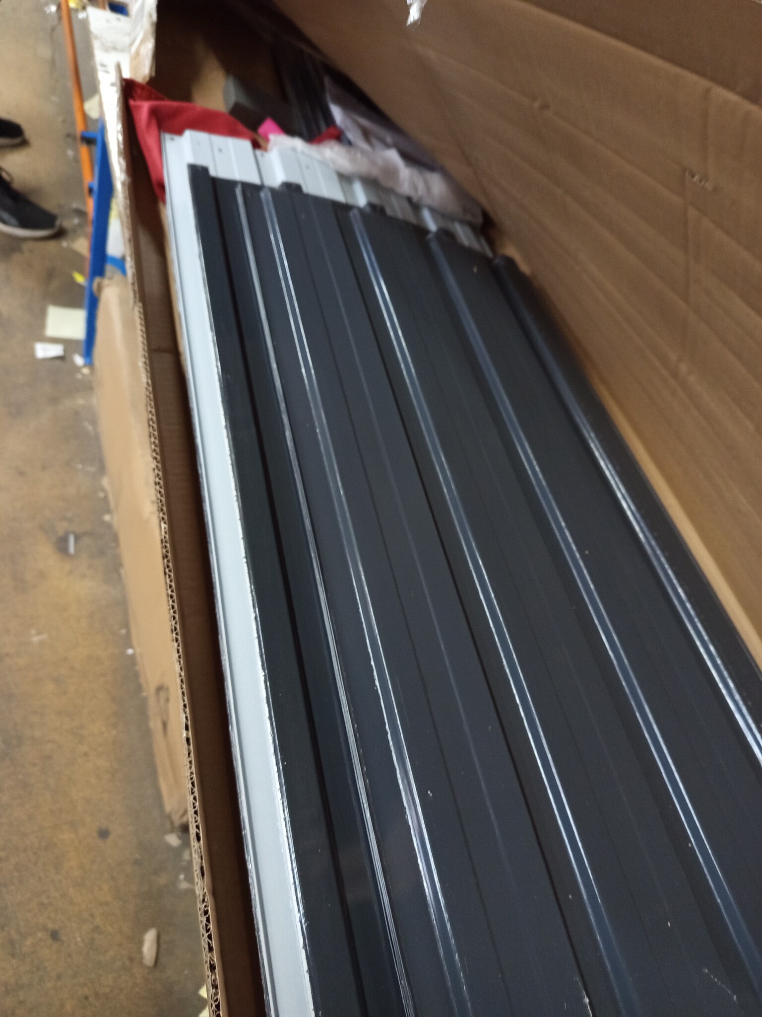 vidaXL Tuinbox 149x99x93 cm antraciet