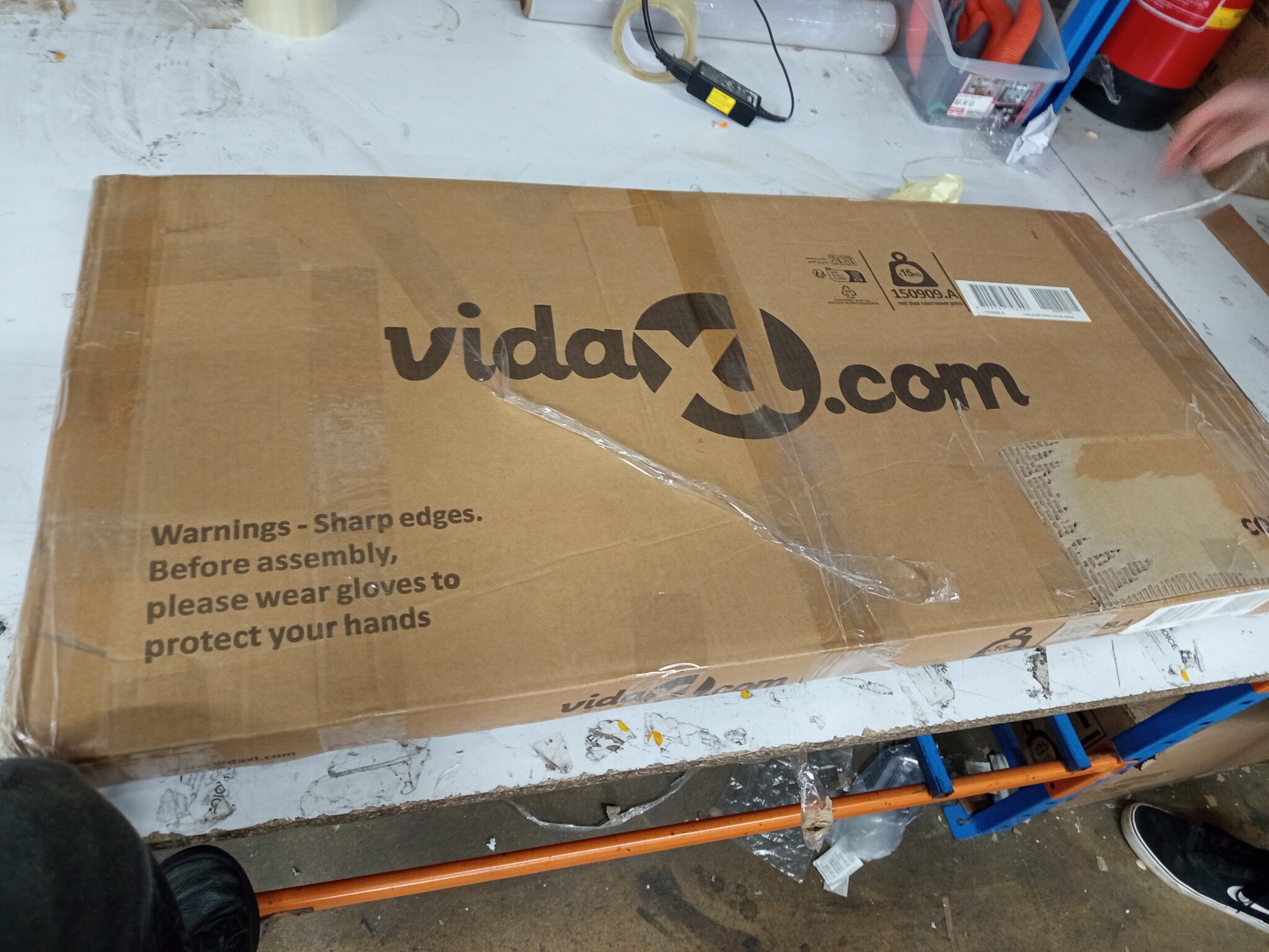 Robotmaaier Overkapping Antraciet - 55% Korting! (Lichte Schade)