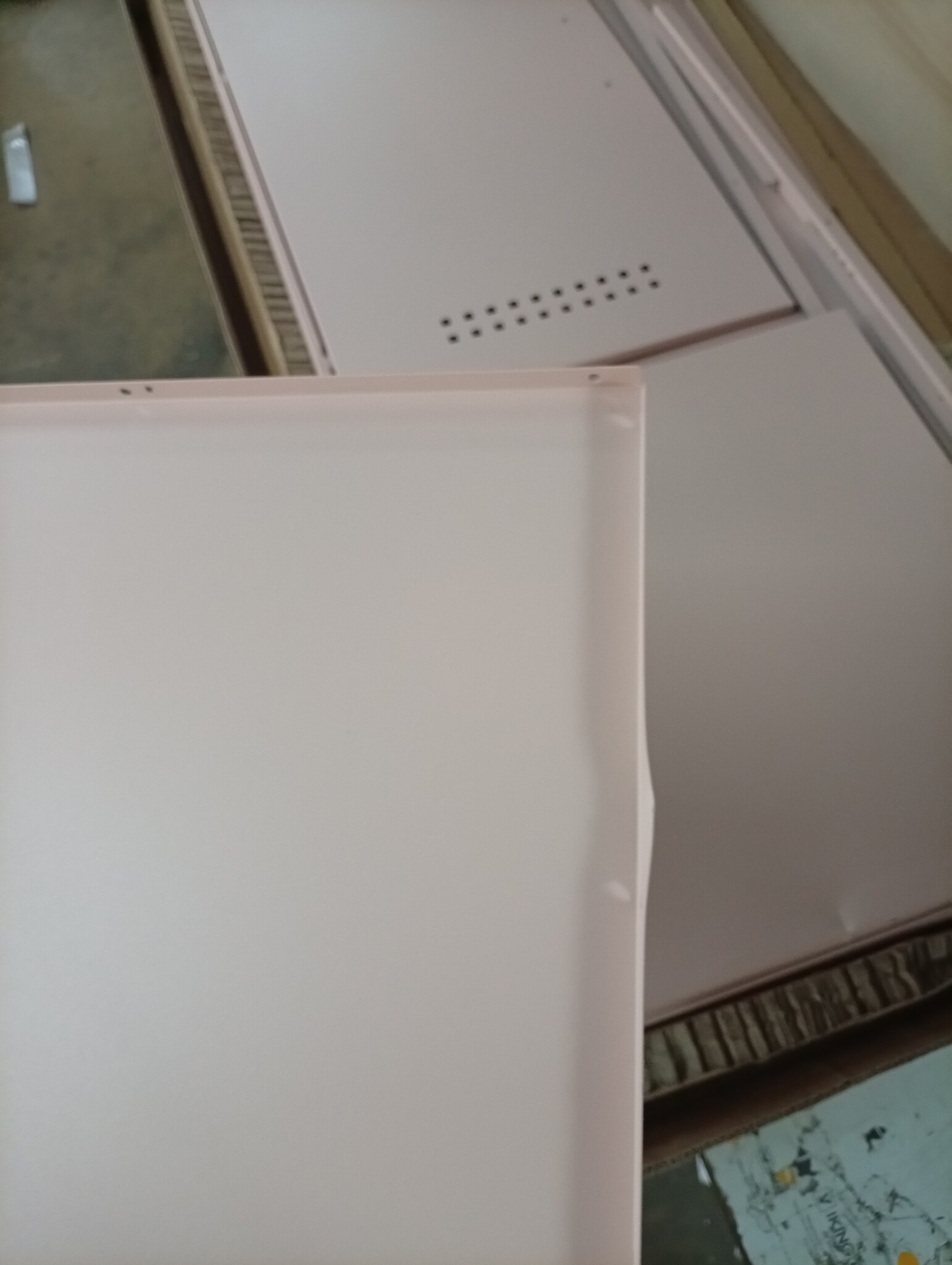 vidaXL Hoge Kast Roze - 68% Korting - Deukjes!