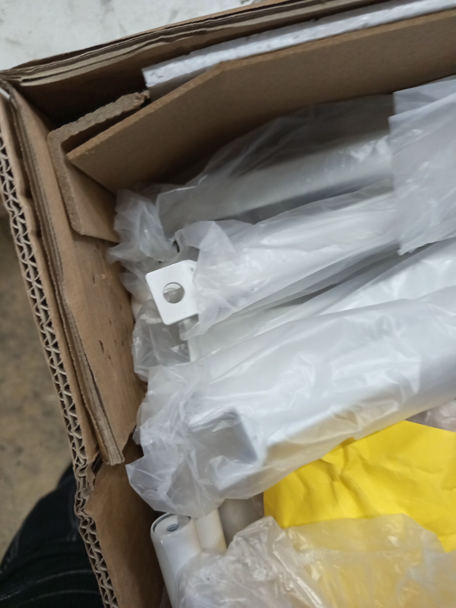 VidaXL Bedframe Metaal Wit 160x200 - 55% Korting!