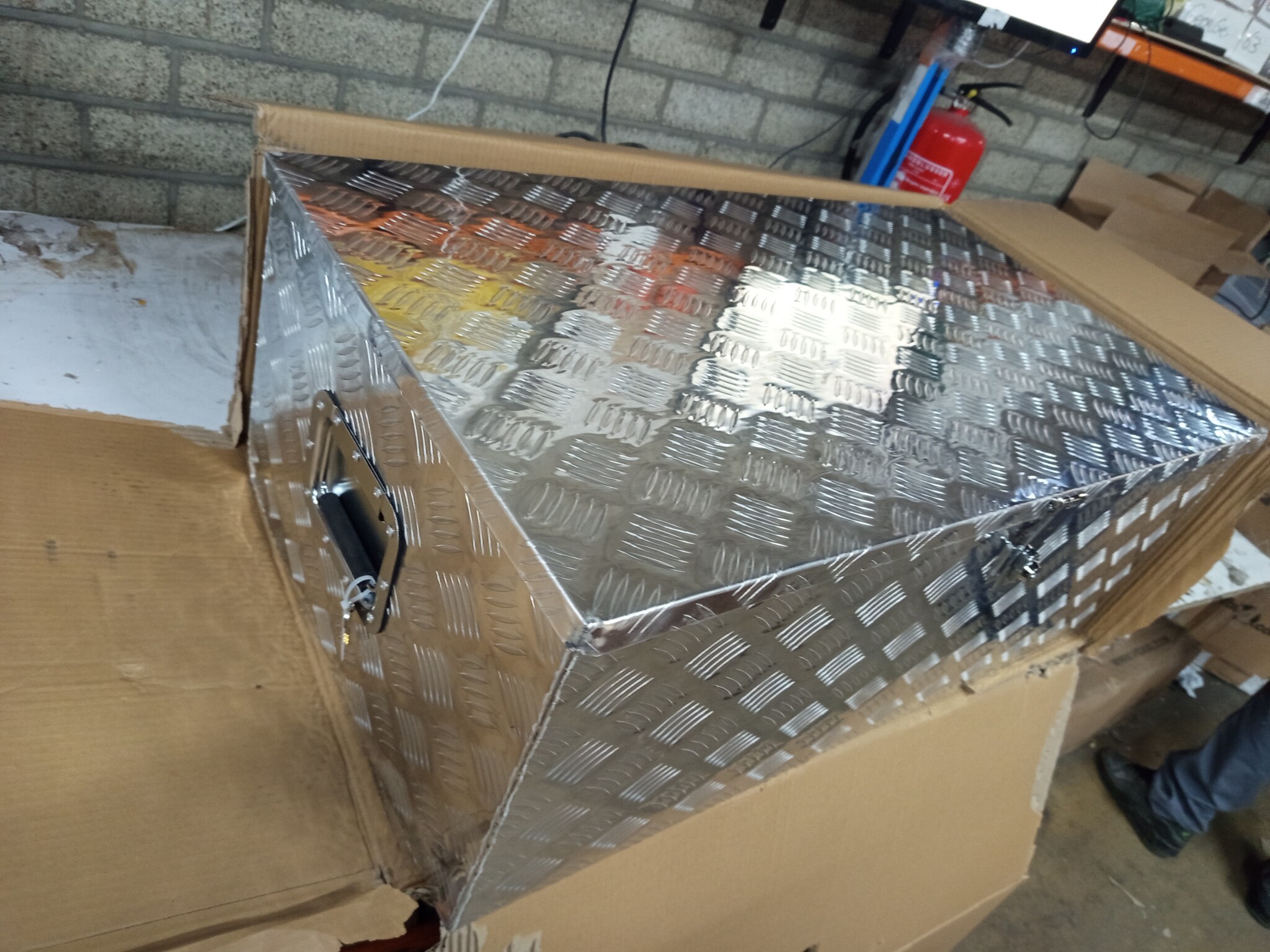 vidaXL Opbergbox 100cm Zilver - 55% Korting! (Krasjes)