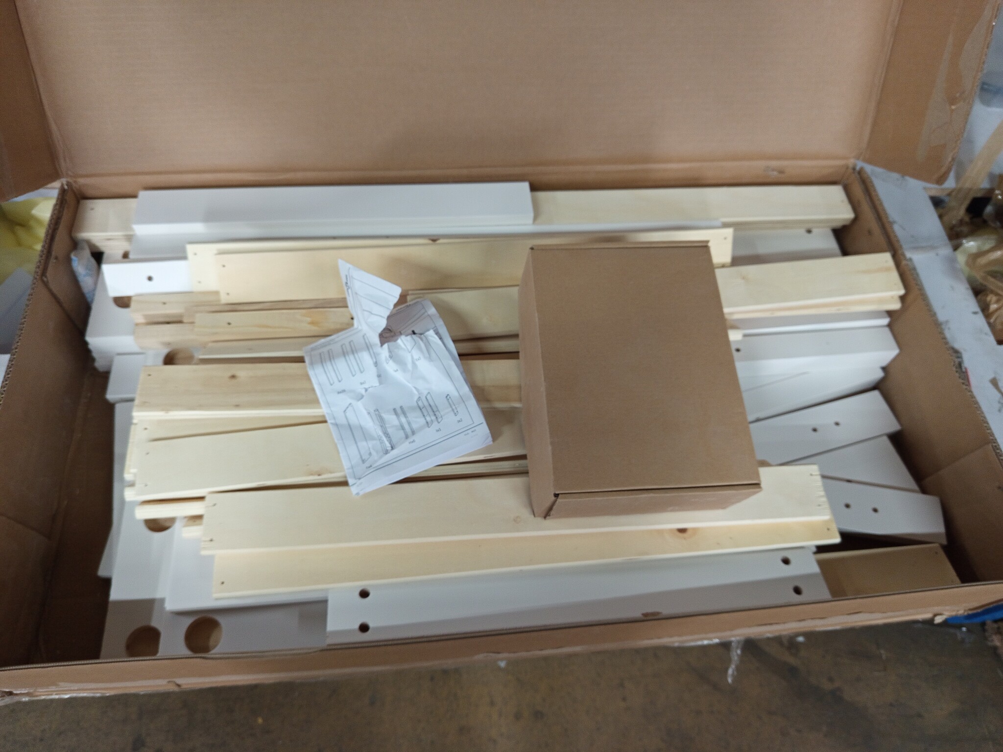 vidaXL Bedframe 120x200 Wit Grenen - 60% Korting! (Deukjes)