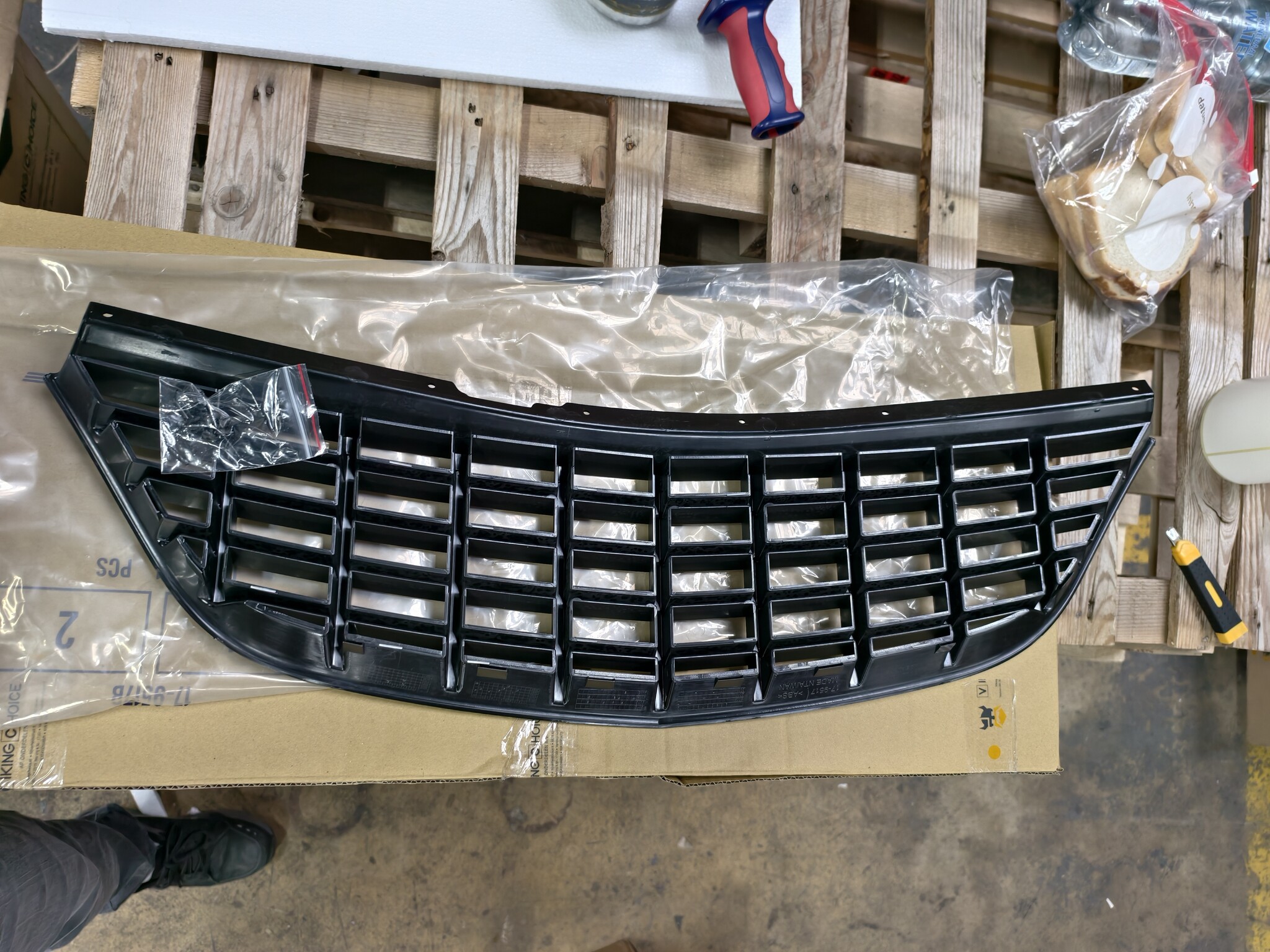 Grill Opel Corsa D 06-10 Mat Zwart - 50% Korting!