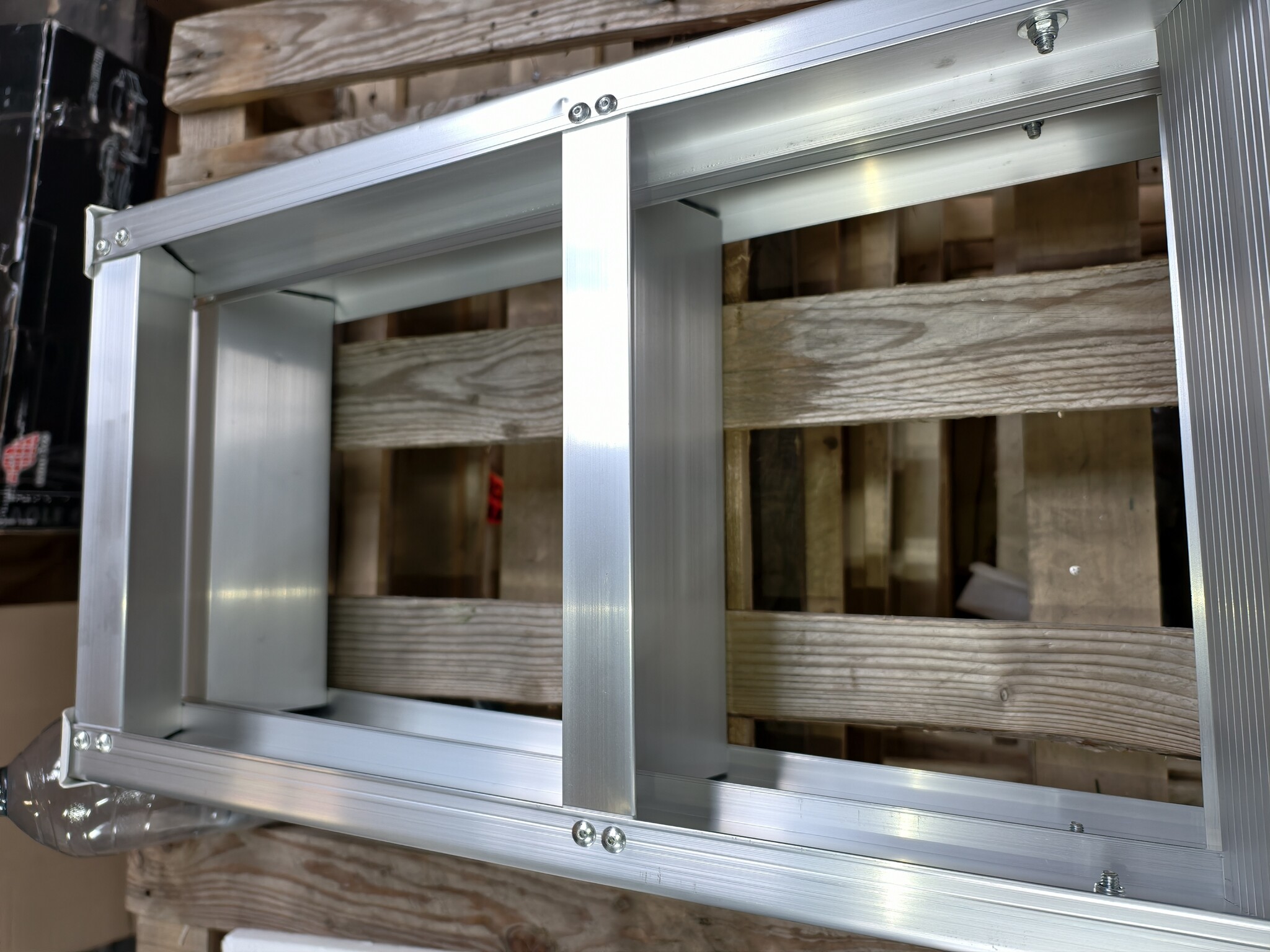 Aluminium Huishoudtrap 2x4 - 50% Korting - Topconditie!