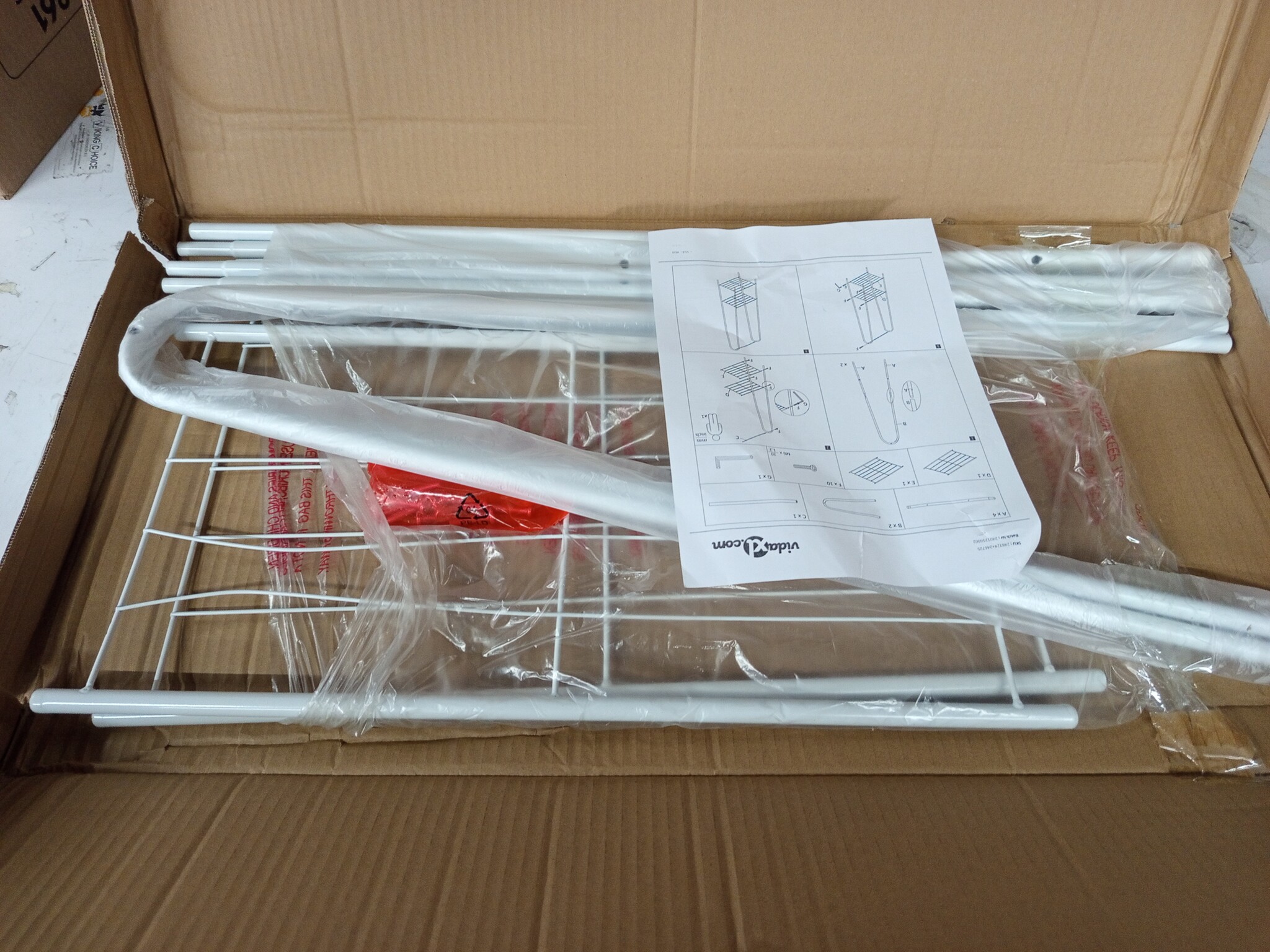 VidaXL Kledingrek Wit 59x35x150cm - 60% Korting! (Gebogen Rekje)