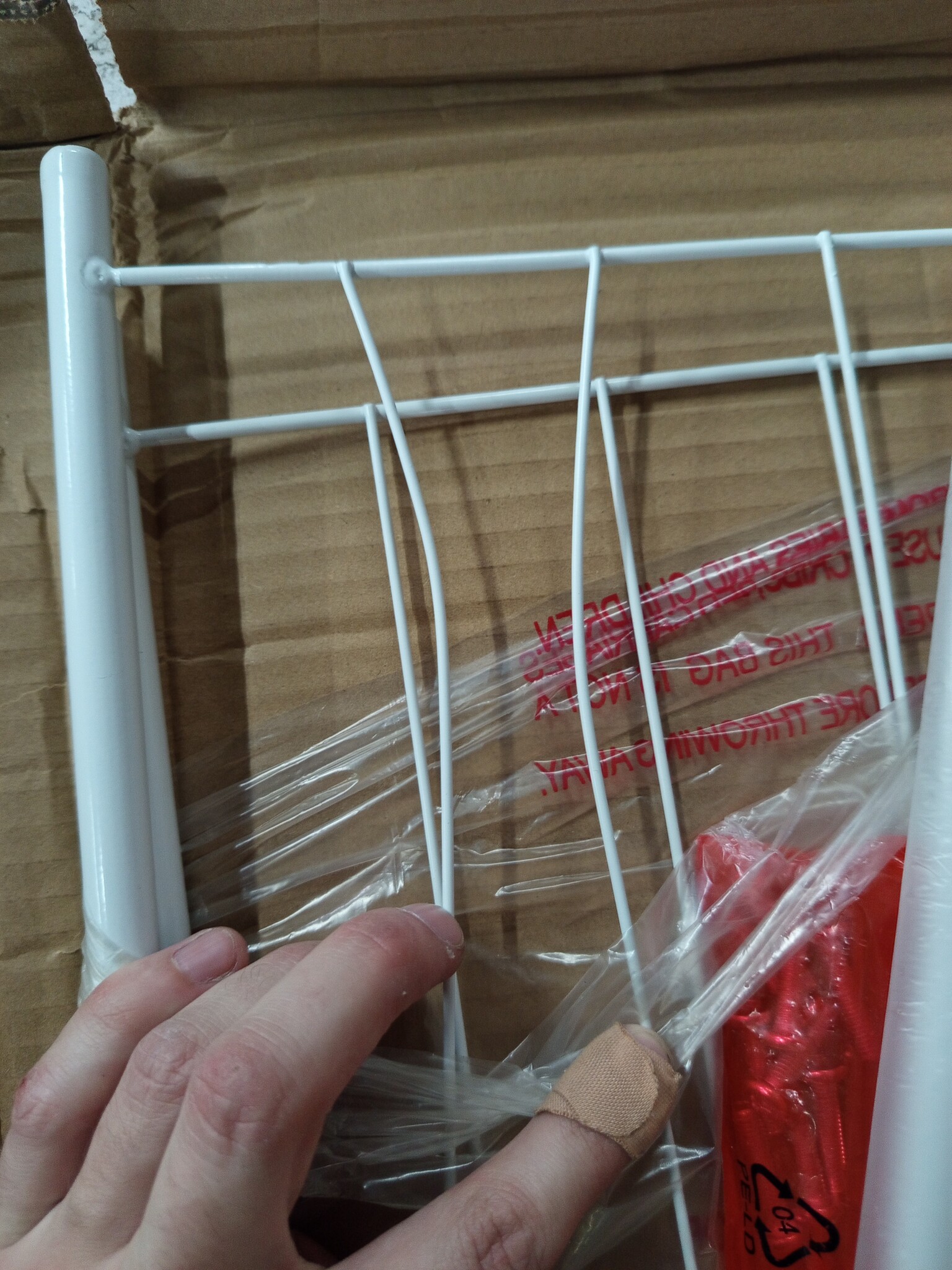 VidaXL Kledingrek Wit 59x35x150cm - 60% Korting! (Gebogen Rekje)