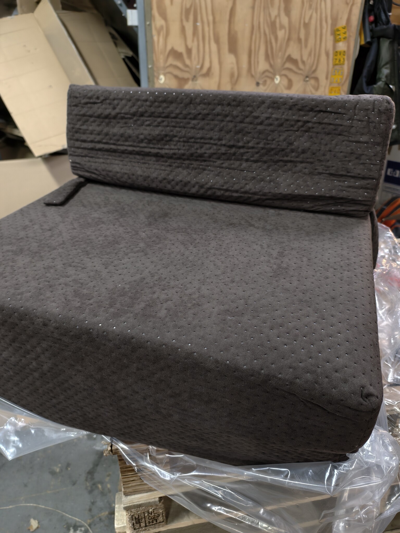 Logeermatras Bruin (200x70x15) + Kussens - 55% Korting!