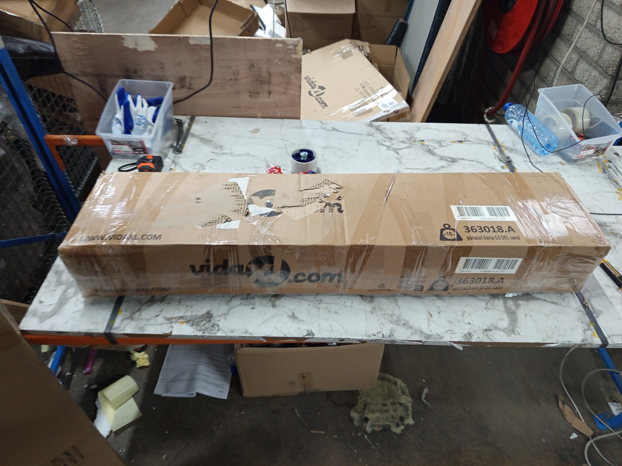 Zweefparasol met LED, 350cm zand - 67% Korting!