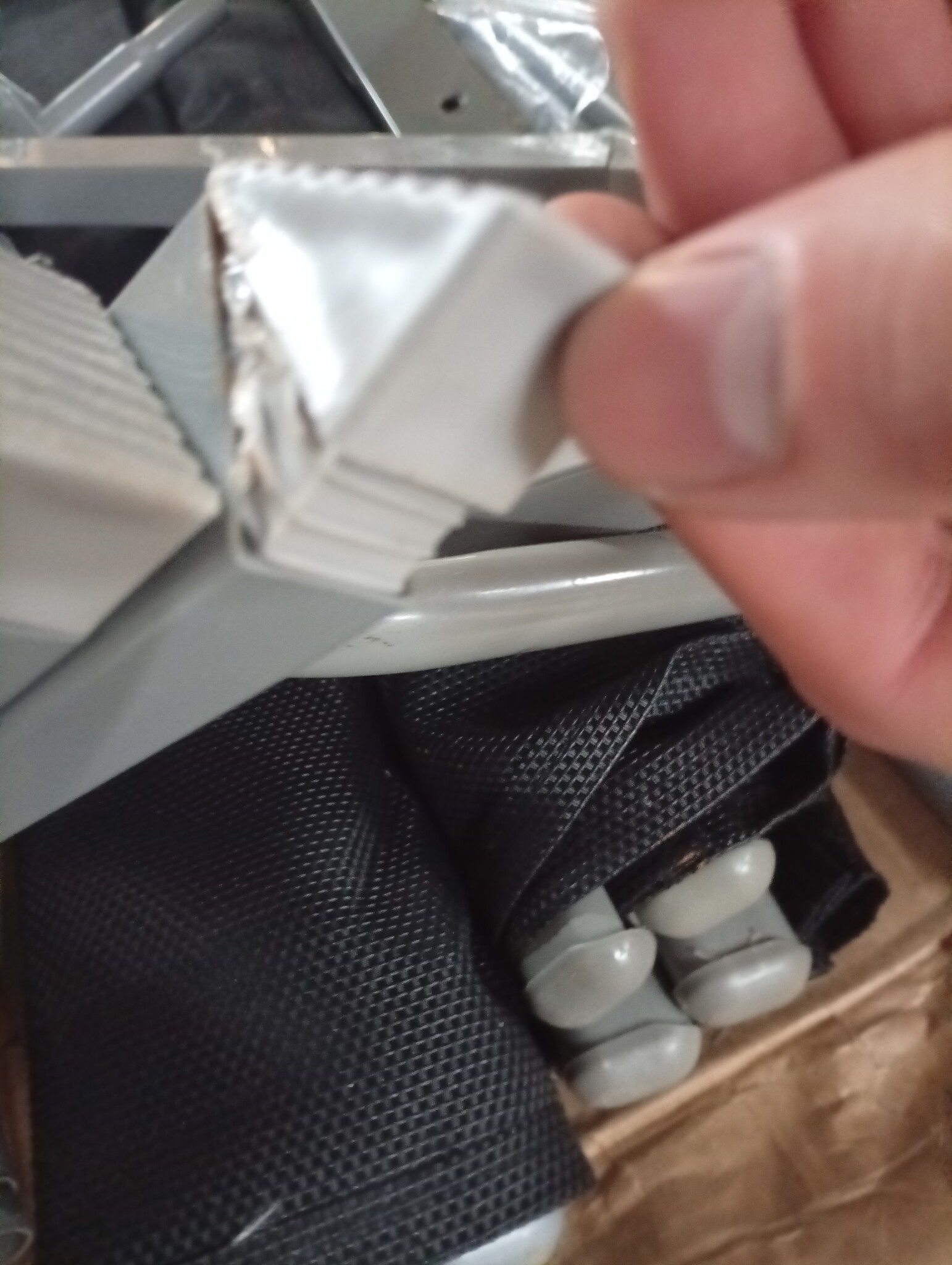 Ligbedden Set (2) + Tafel - Zwart - BESCHADIGD - 68% Korting!