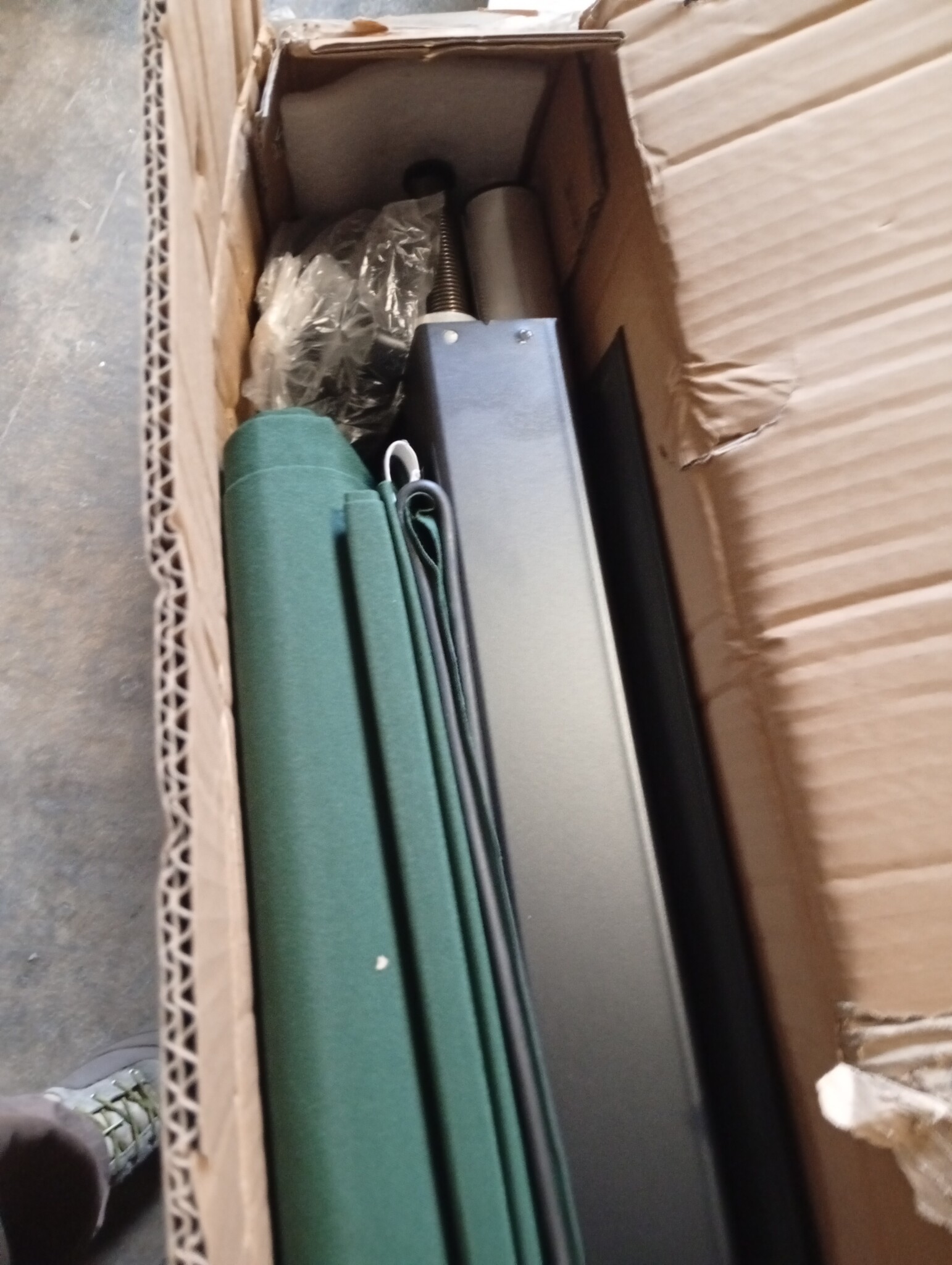 VidaXL Uittrekbaar Windscherm 200x600cm Donkergroen | 55% Korting