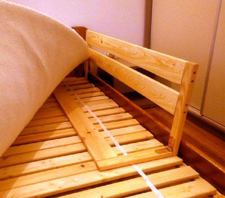 Inklapbaar Bedhek Grenenhout 97cm - 40% Korting!