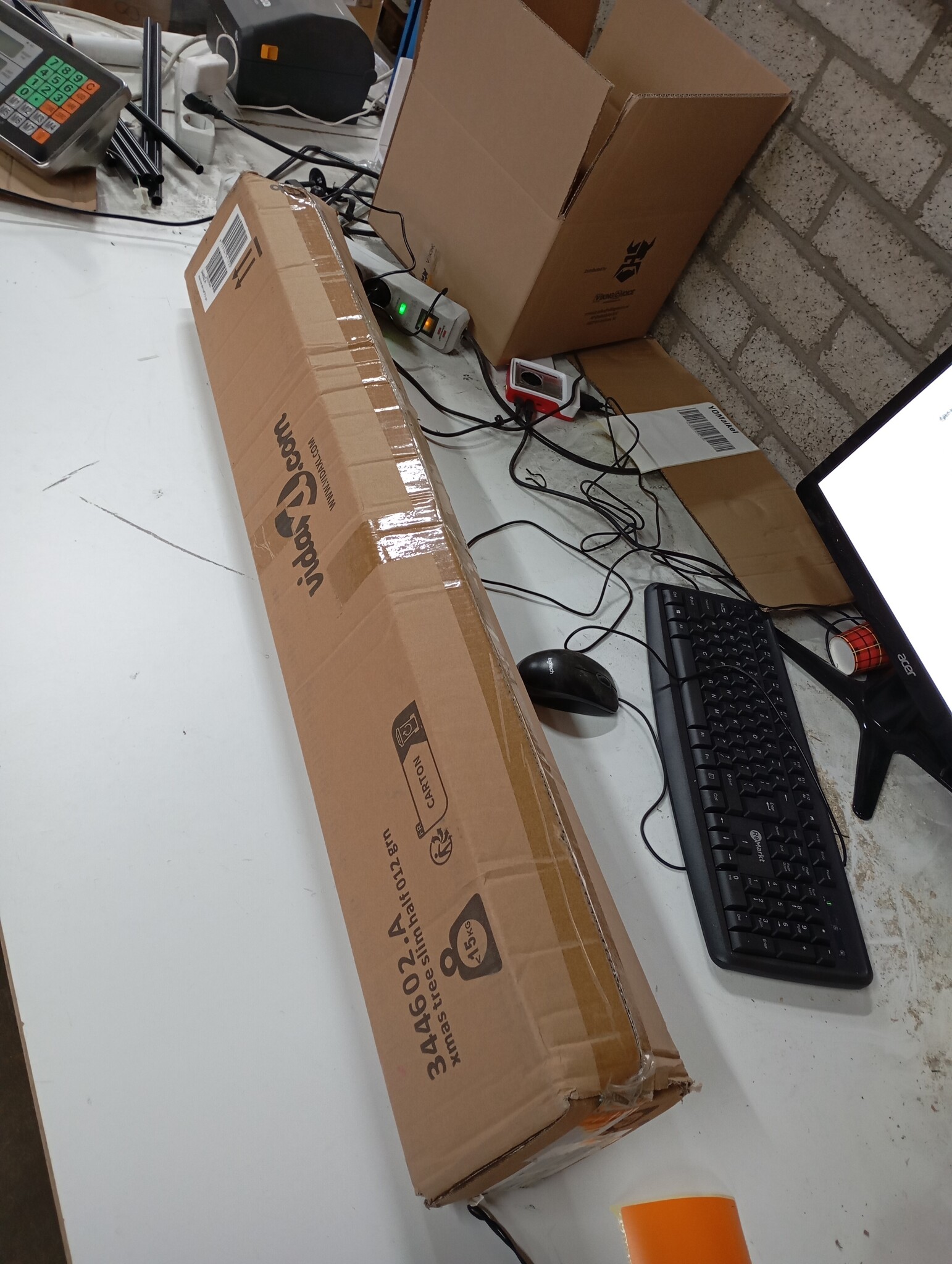 VidaXL Halve Kunstkerstboom 210cm Groen - 40% Korting | Ruimtebesparend!