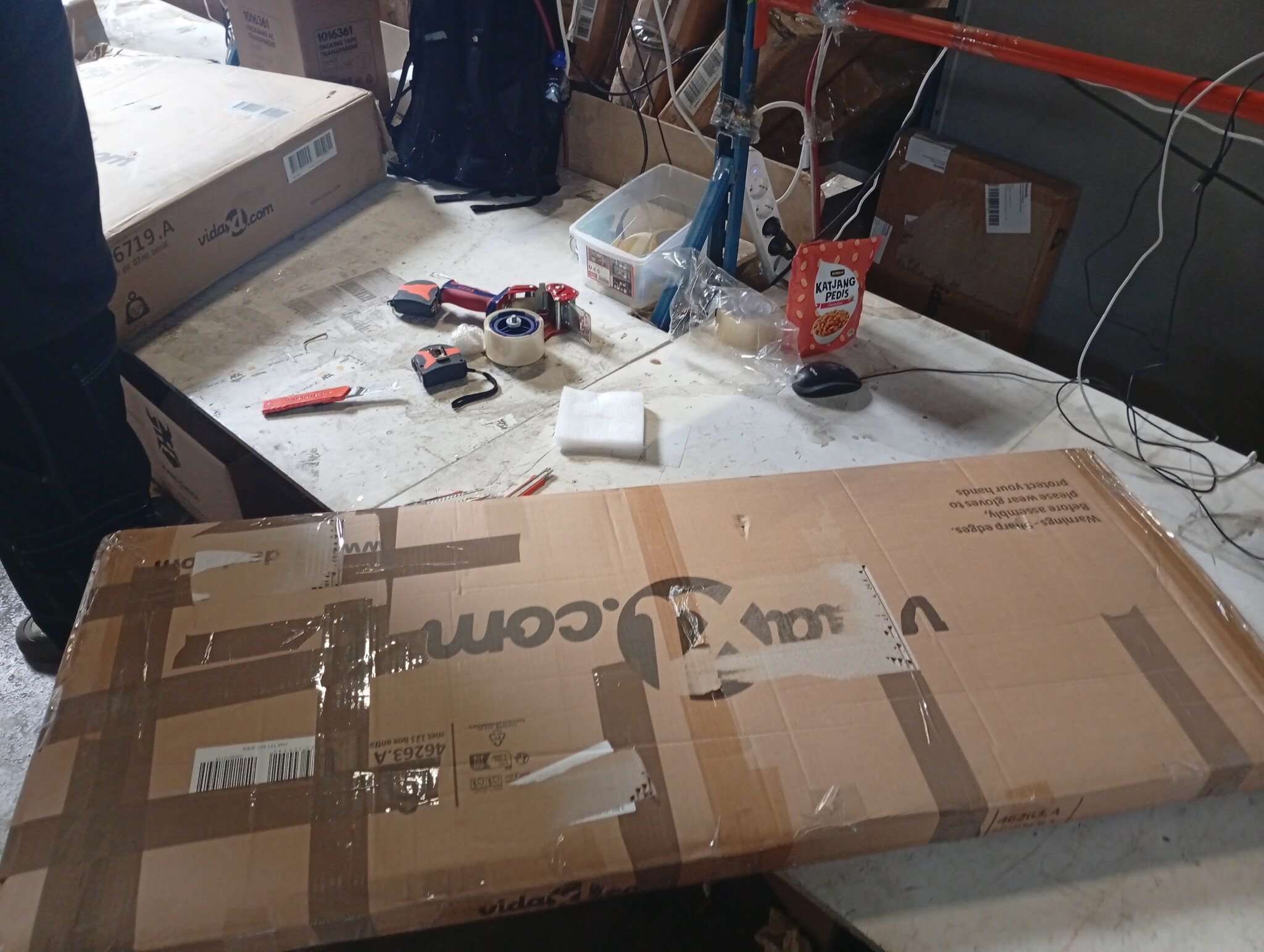 vidaXL Hoekrek 4-laags Staal & Hout - 55% Korting! Slechts 1 Op Voorraad!