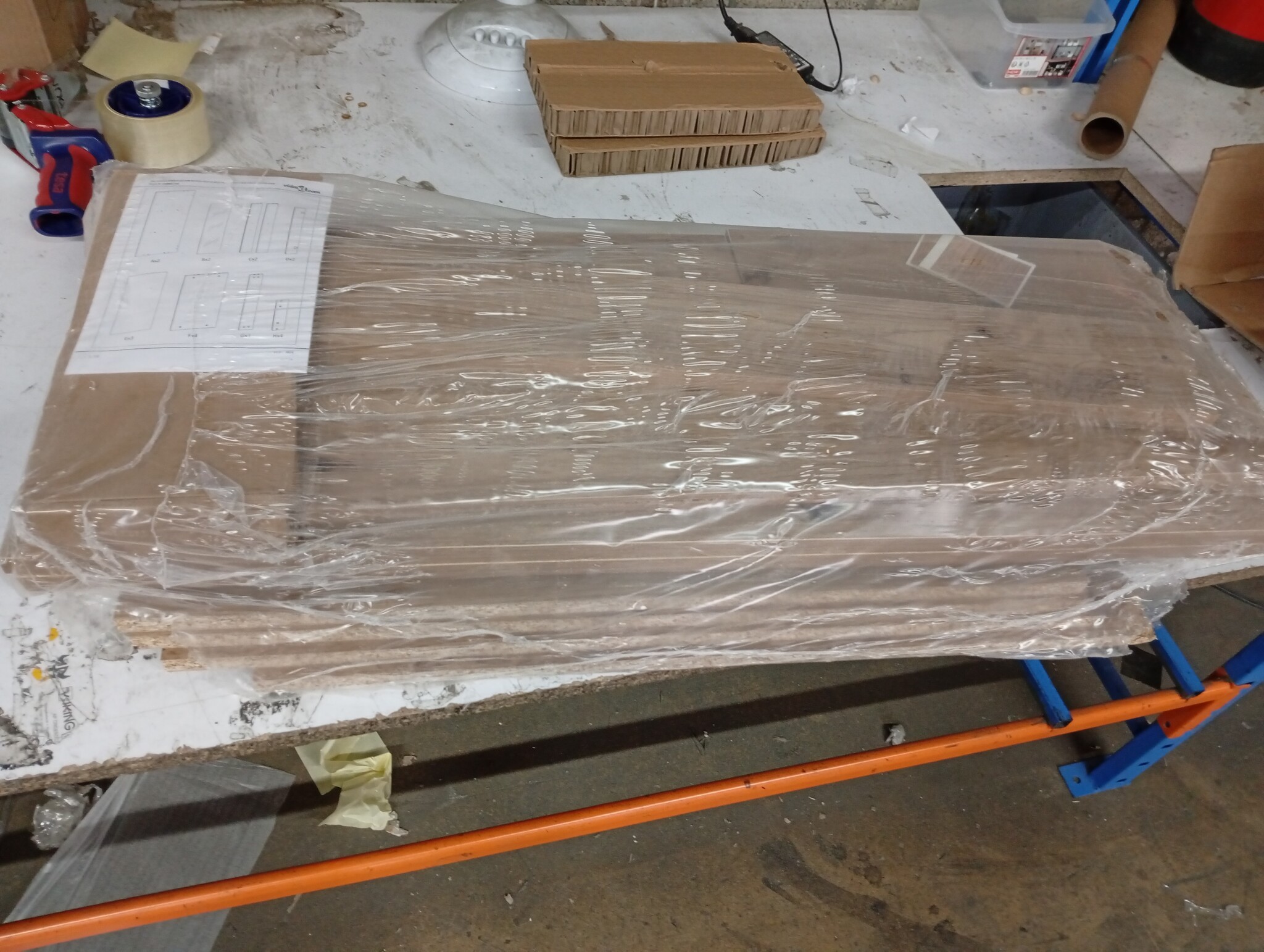 VidaXL Wandkast Eikenkleurig (60% Korting!) - Artisanaal Bewerkt Hout