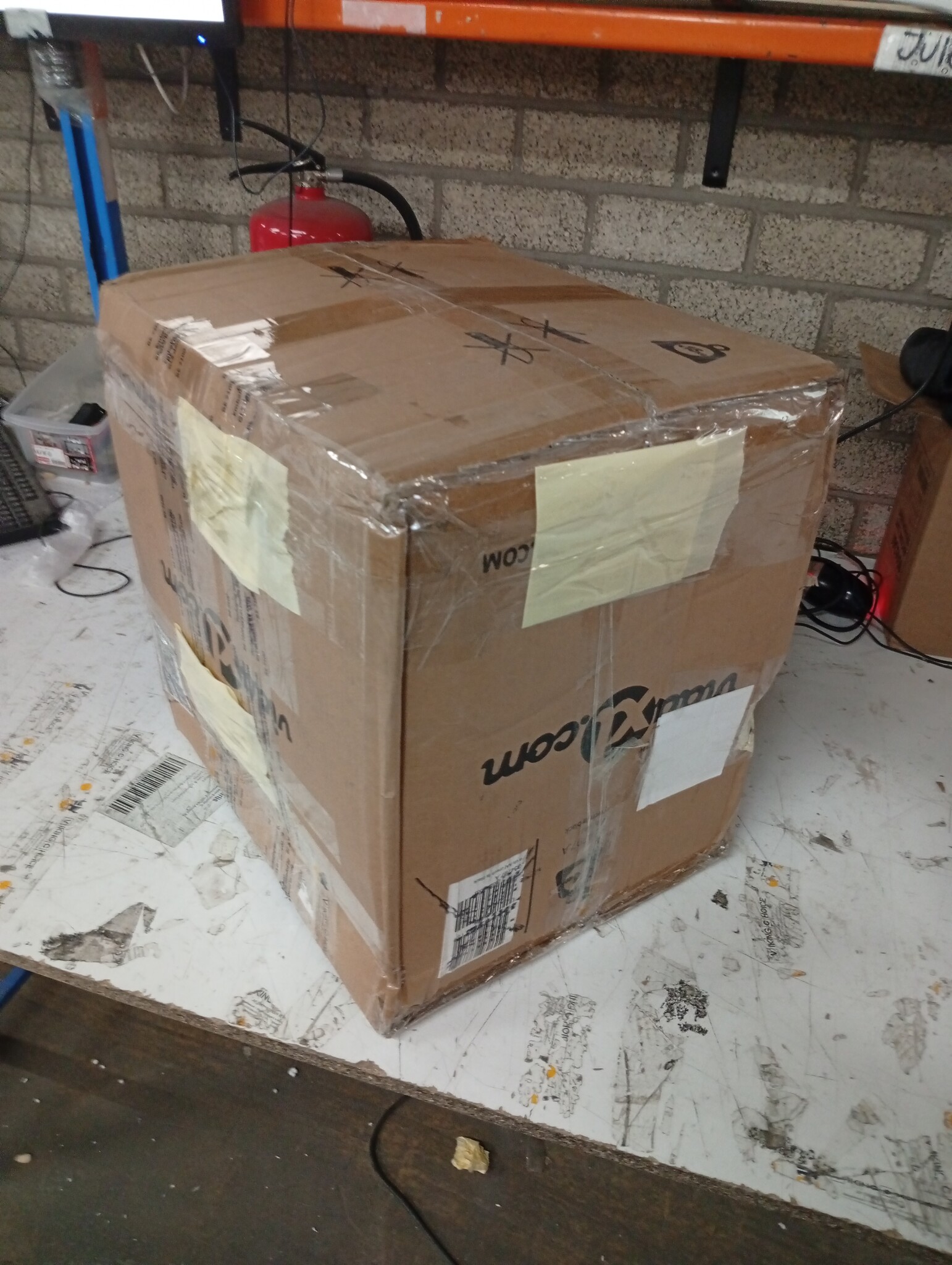 vidaXL Eetkamerstoel Draaibaar Stof Zwart - 55% Korting!